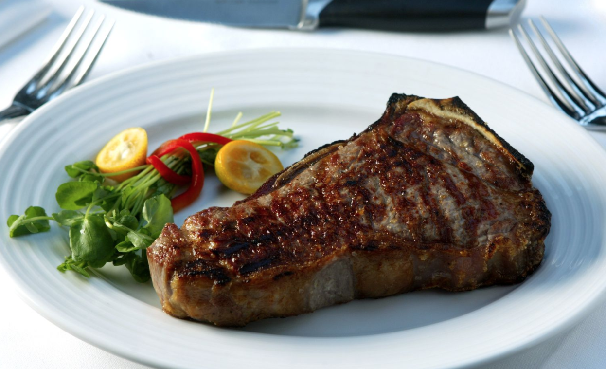 Dakota’s Steakhouse、９月にダラス再オープン！