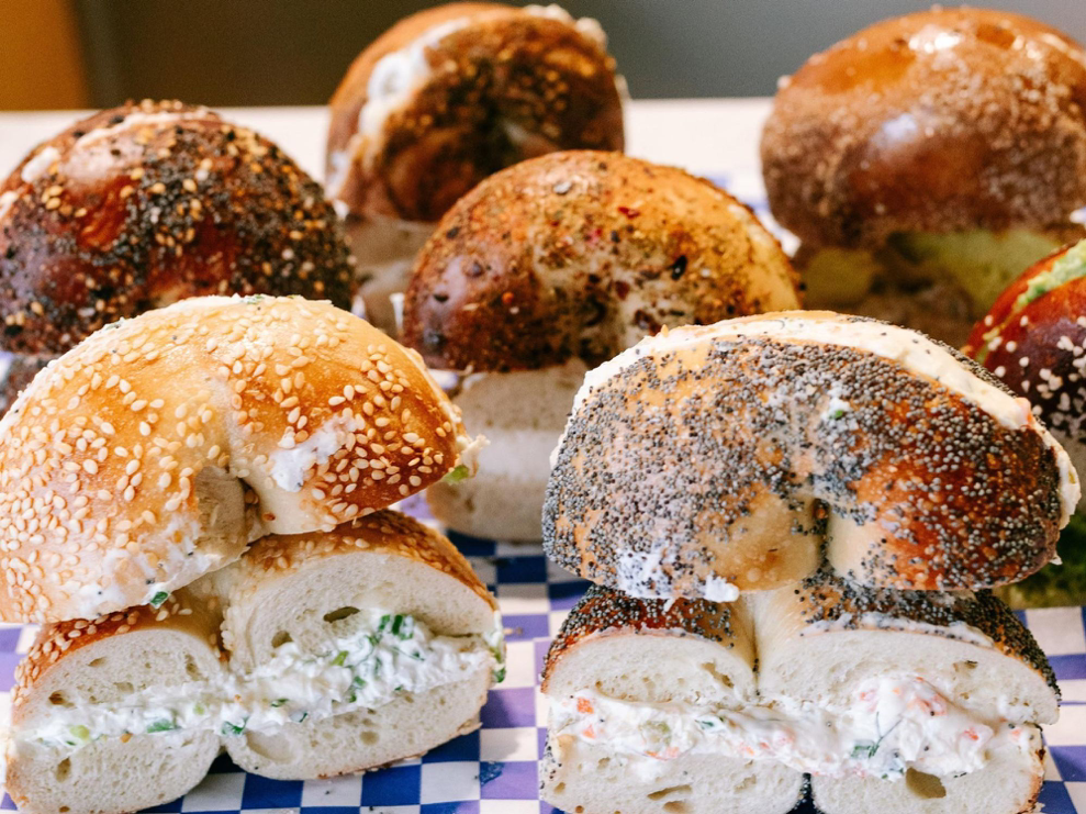 2025年全米No.1！ダラス「Starship Bagel」が本場NYベーグルを超えた理由とルイスビルの魅力