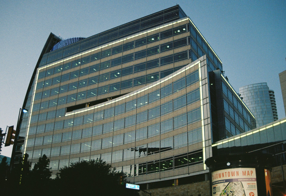 Armstrong Bankがダラス進出　TXSE開設で金融ハブ加速