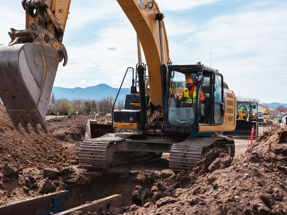 キャタピラーがアービング本社近くの物件を購入　DFW拠点拡大へ