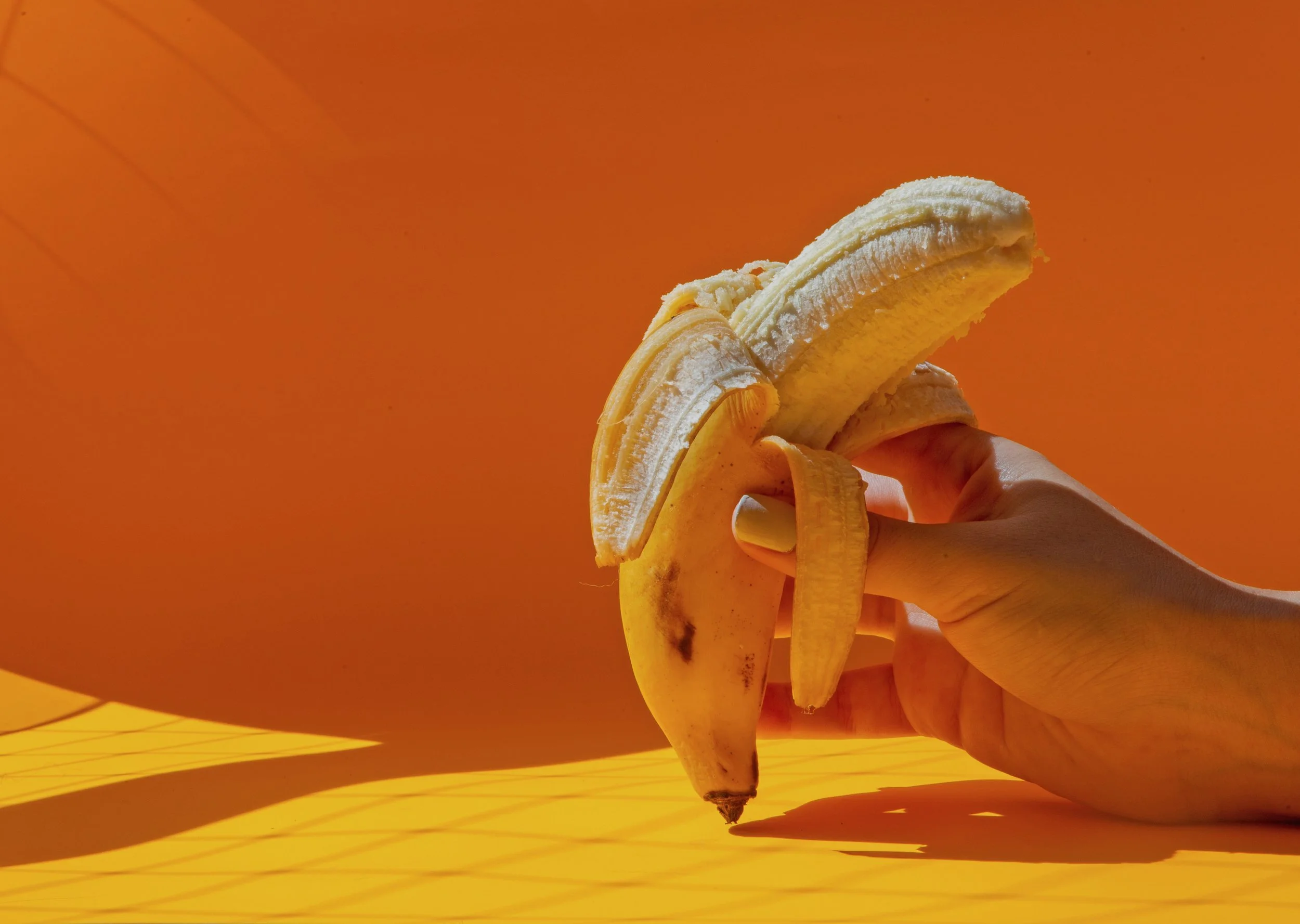 banana_hand.jpg