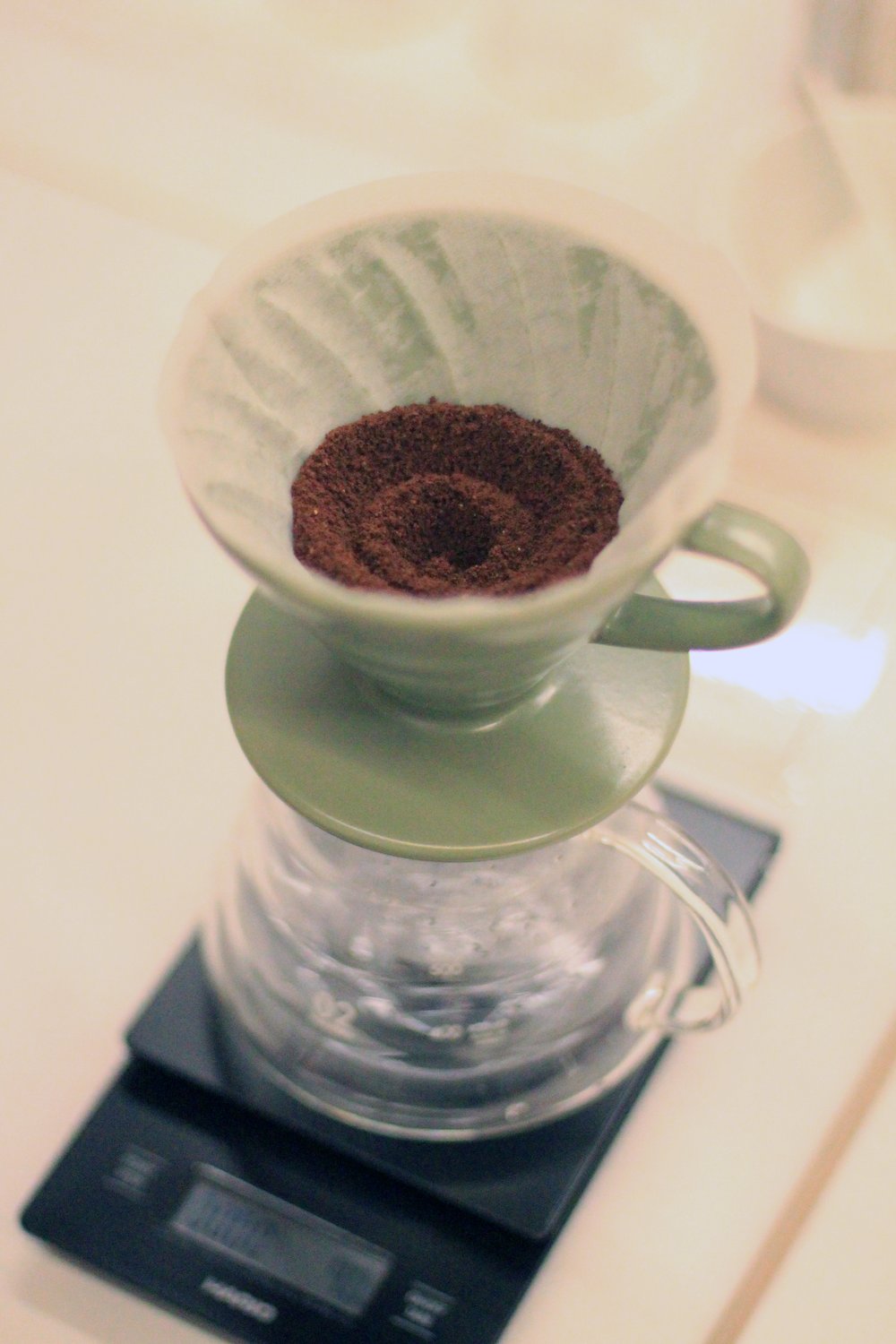 Hario V60 Drip Coffee Pour Over Scale, White