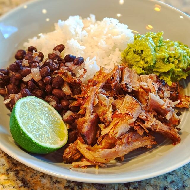 I burned my eyelid making this carnitas bowl. #socialdistancing is perilous, but worth it.