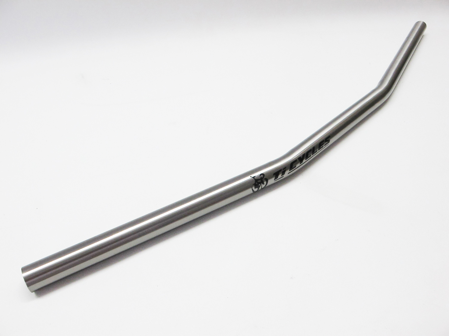 TCF-Main-Hbar-Custom-Flat-Beefwall-Long.jpg