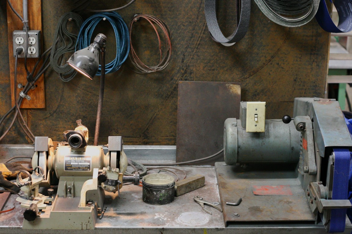 TCF-Shop-Tools-Abrasives-Bench.jpg