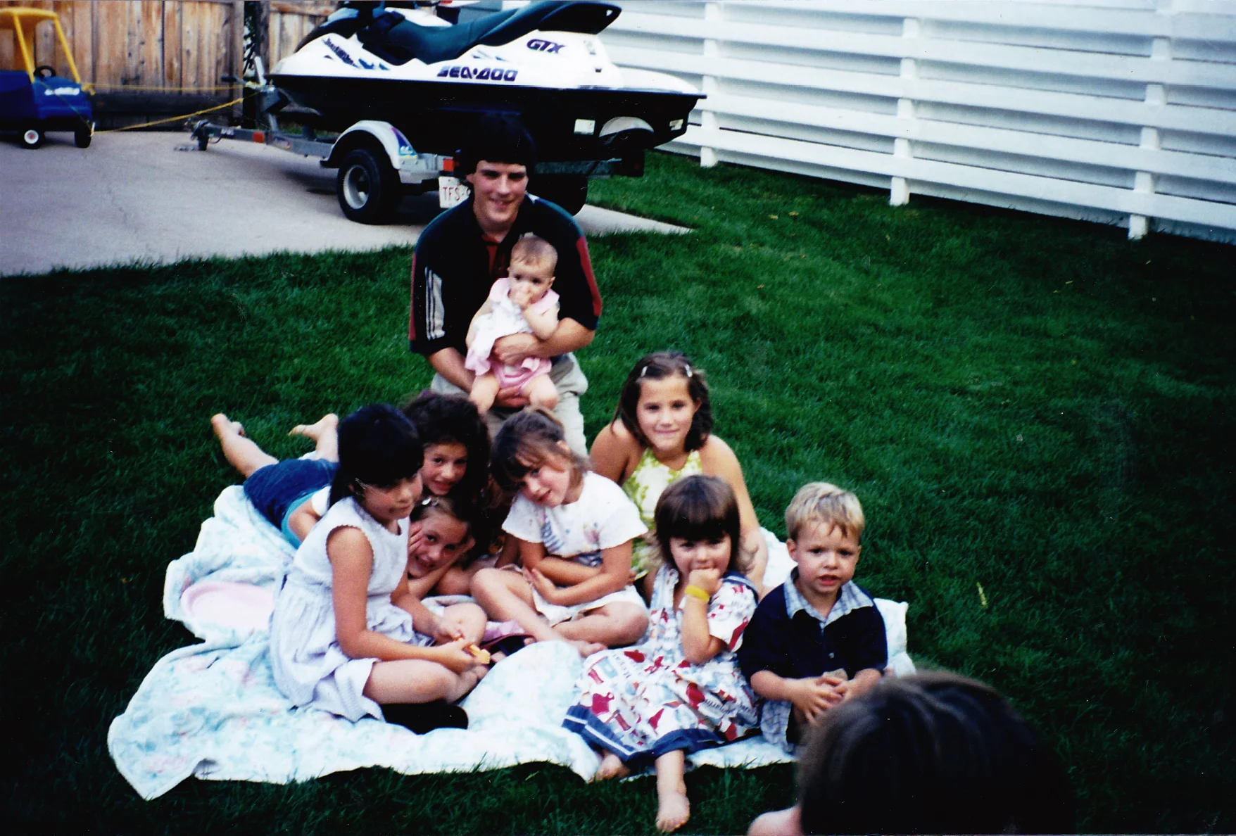 The kids of Byng Street, July, 2000. 