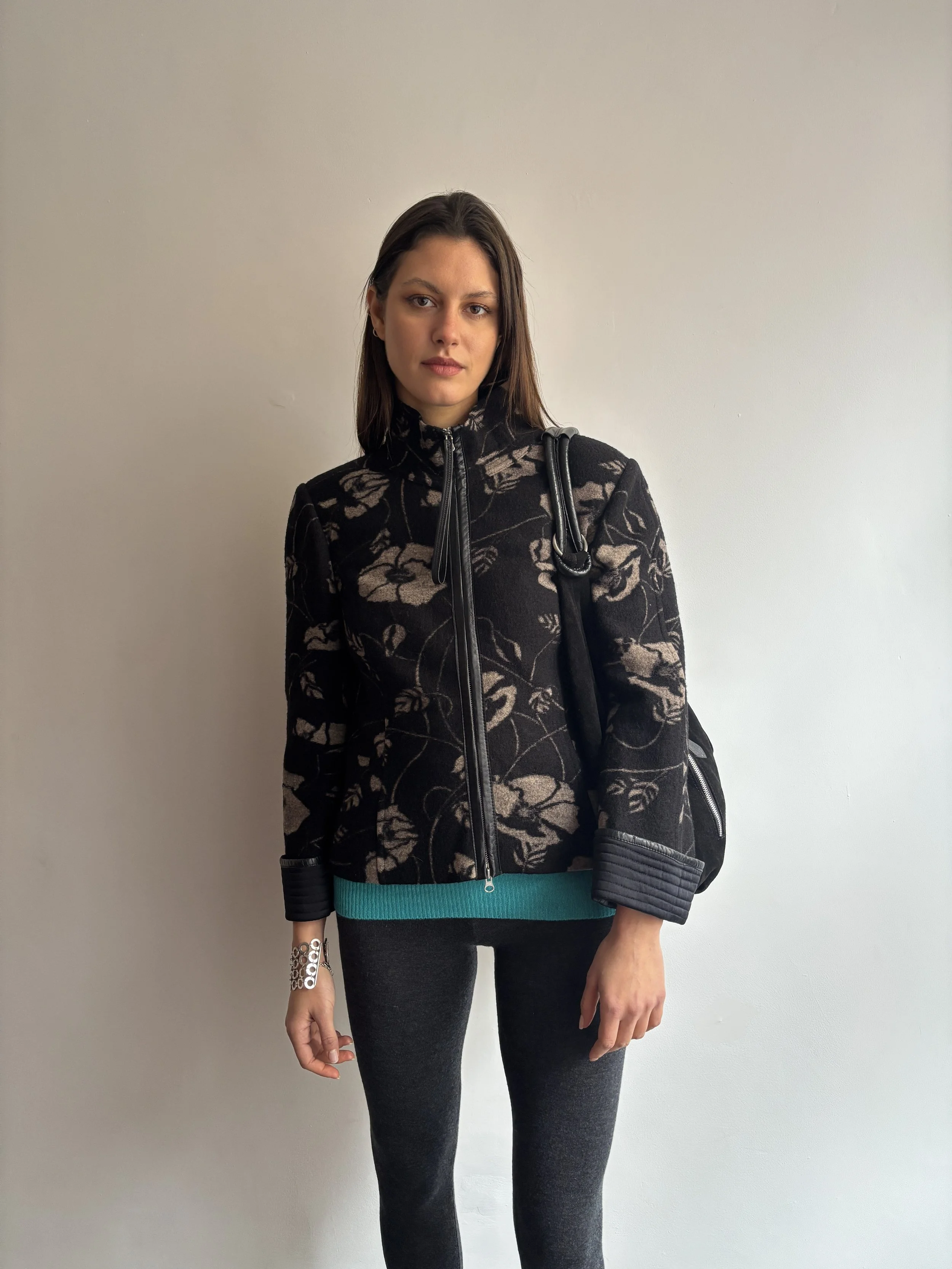 Wool Zip in Stone Bloom