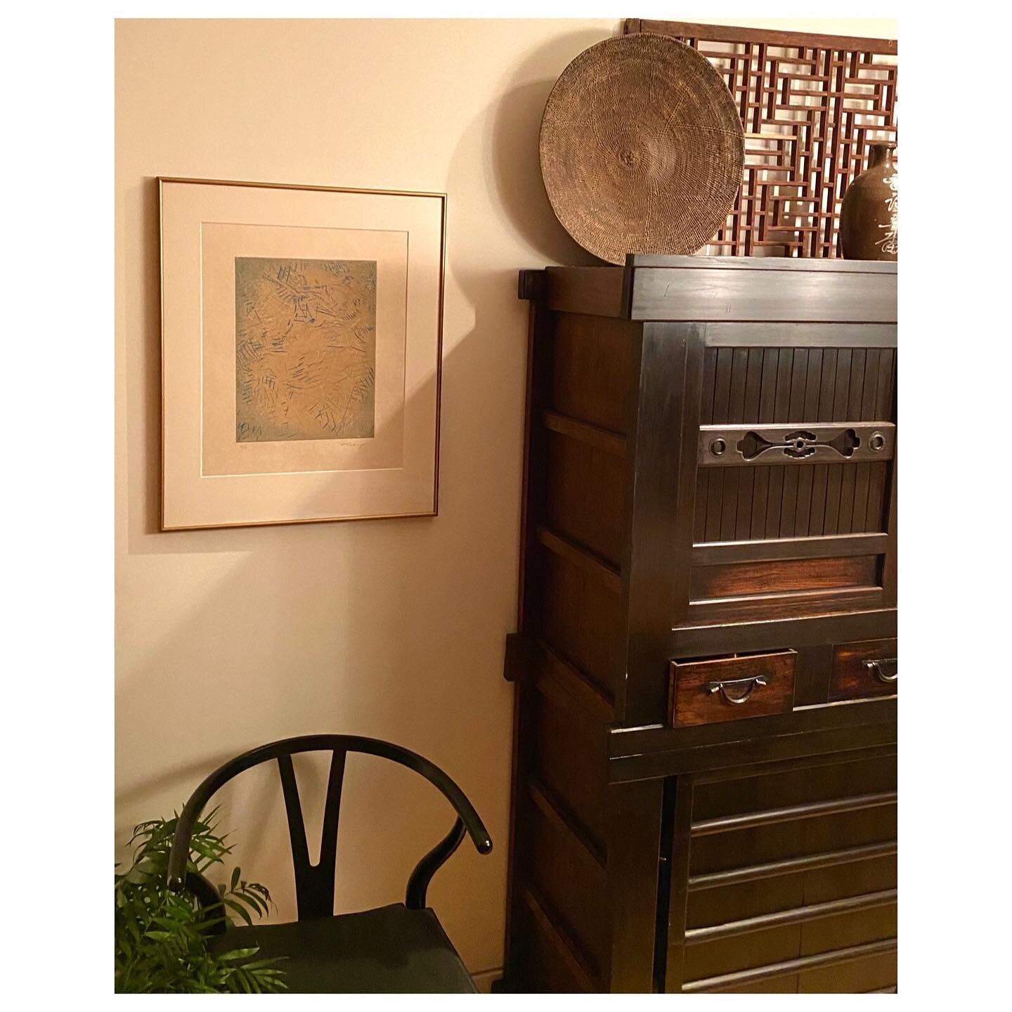 Very happy in its beautiful new home&mdash; 
Mark Tobey&rsquo;s 1975 etching &ldquo;Of Time and Age&rdquo;! 
.
.
.
#modernart #marktobey #abstractart #midcenturymodern #moderndesign #midcenturyhome #etching #modernhome #gallery #edmondswa #edmonds #s