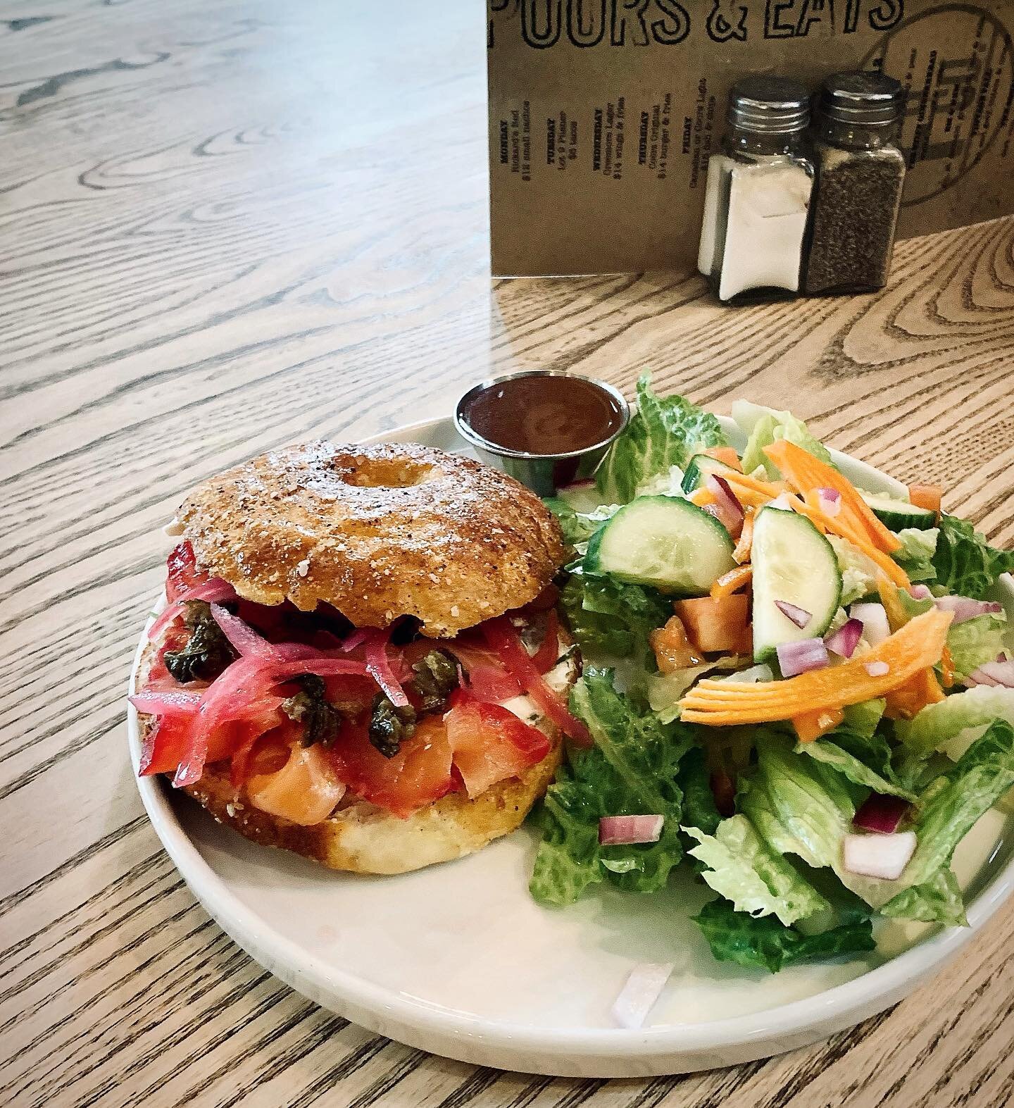 Bagels are what dreams are made of 💭 

Dill cream cheese, smoked salmon, crispy capers &amp; pickled onions on a house made bagel. 

While supplies last. 

Sammy Saturdays coming soon!