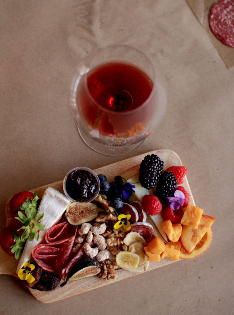 What to include on a cheese, fruit, and charcuterie board