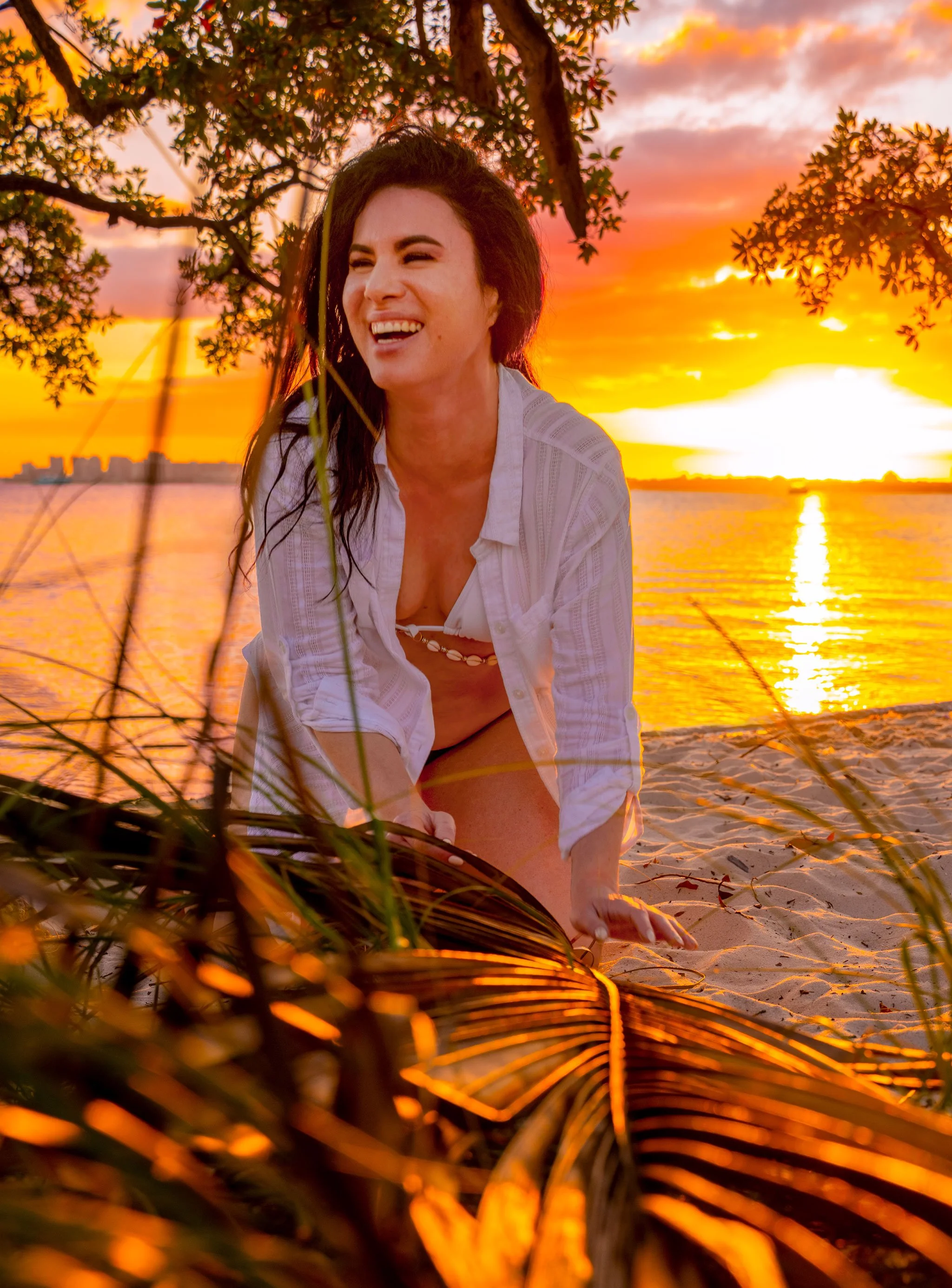 Yoly-Palm-Smile-Web.jpg