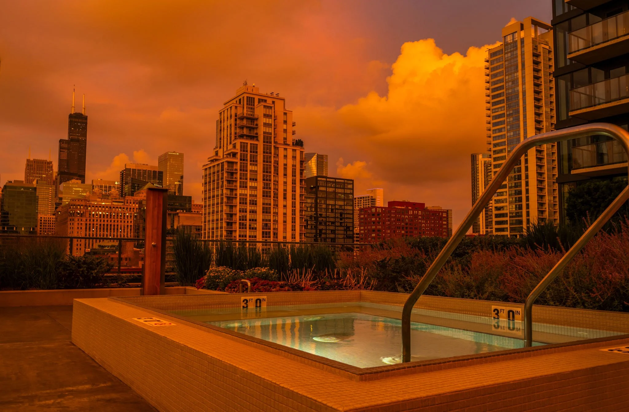 Gallery-Hot-Tub-Orange-Web.jpg