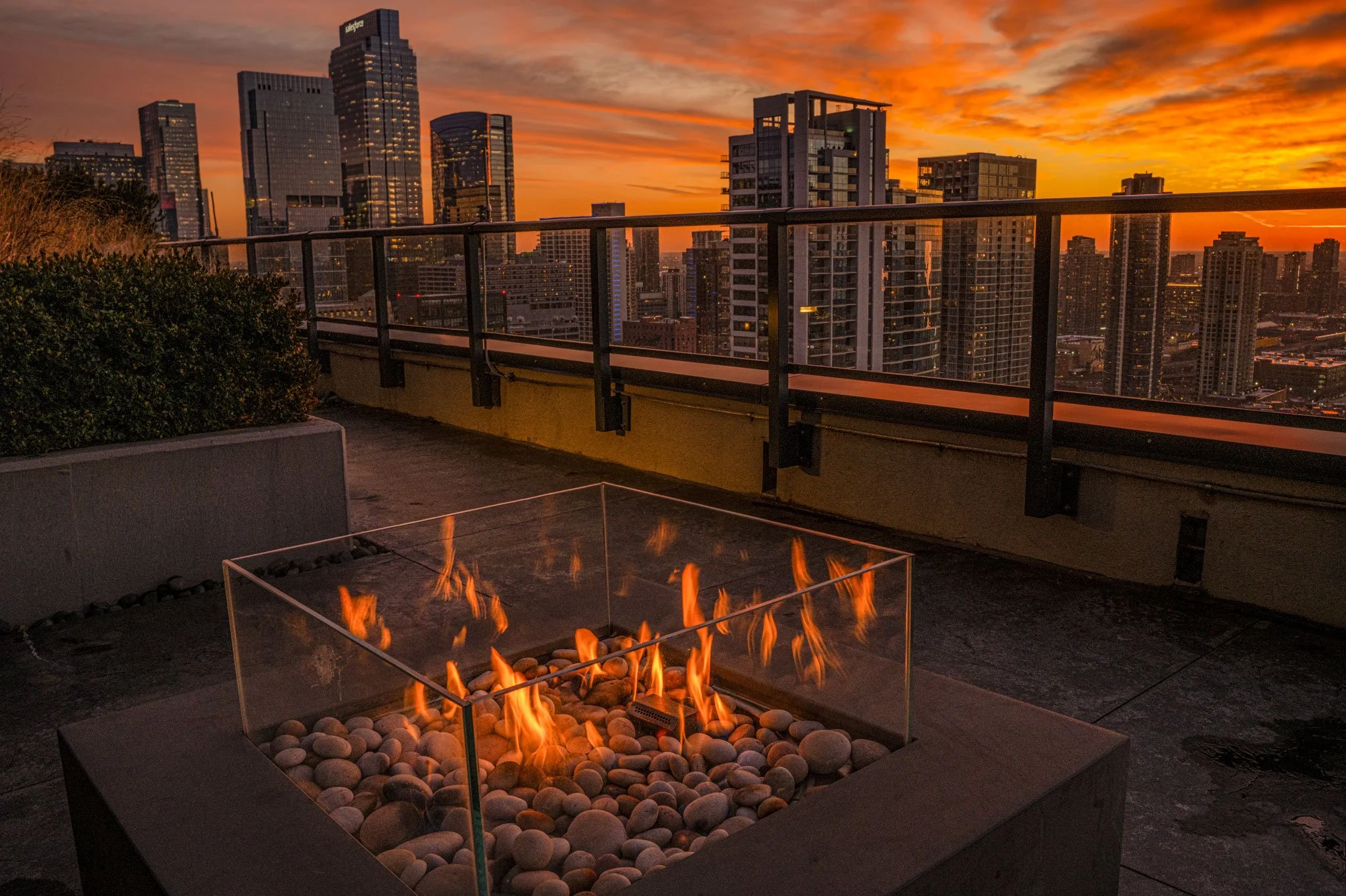 Gallery-Fireplace-1-Web.jpg