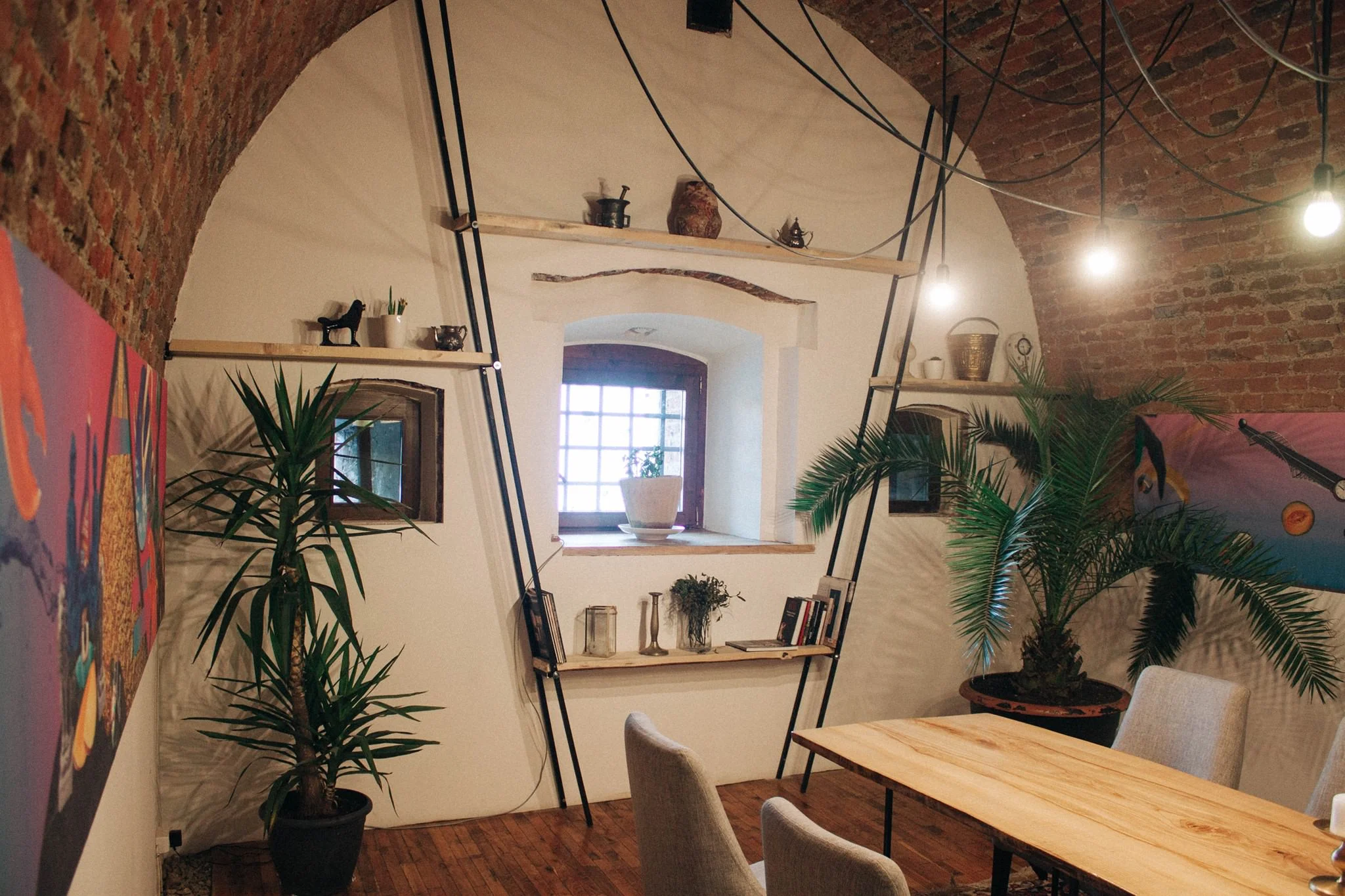 Studio, Alba Iulia ( image source )