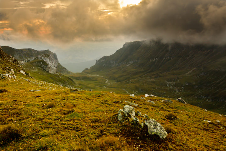 Bucegi, Romania. Before the storm (copyright: creative commons )