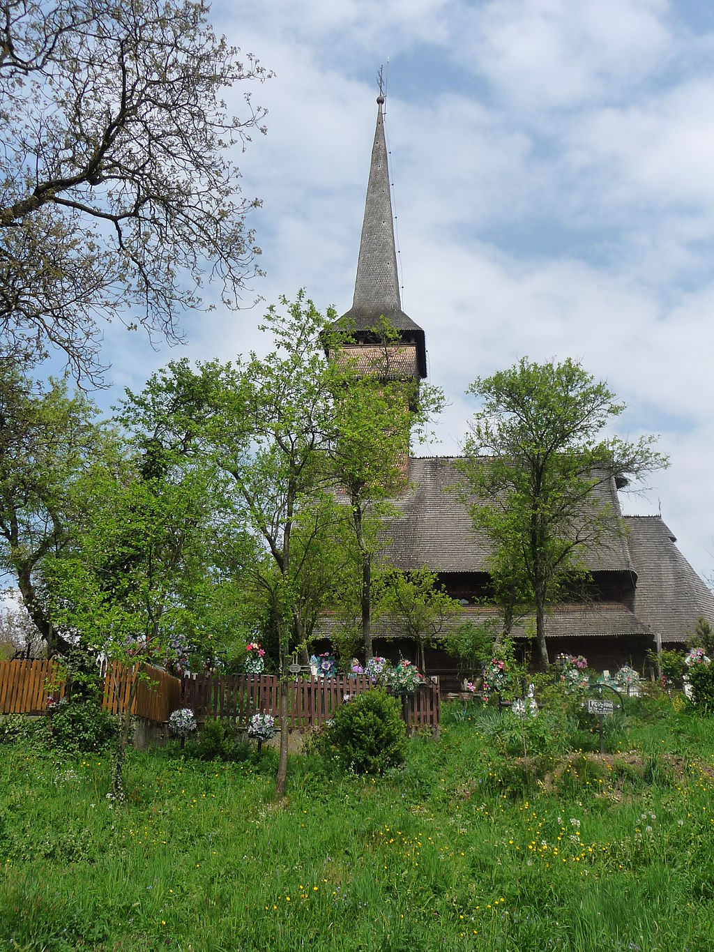 The Wooden Church of Desesti (copyright: creative commons )