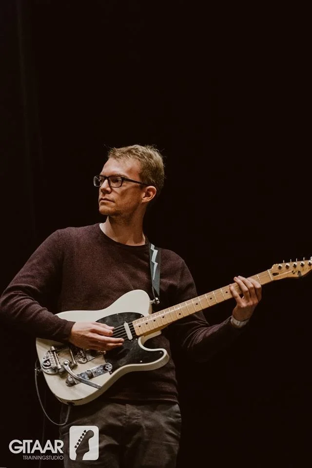 Gitaarleraar-Antwerpen-Jeroen.jpg