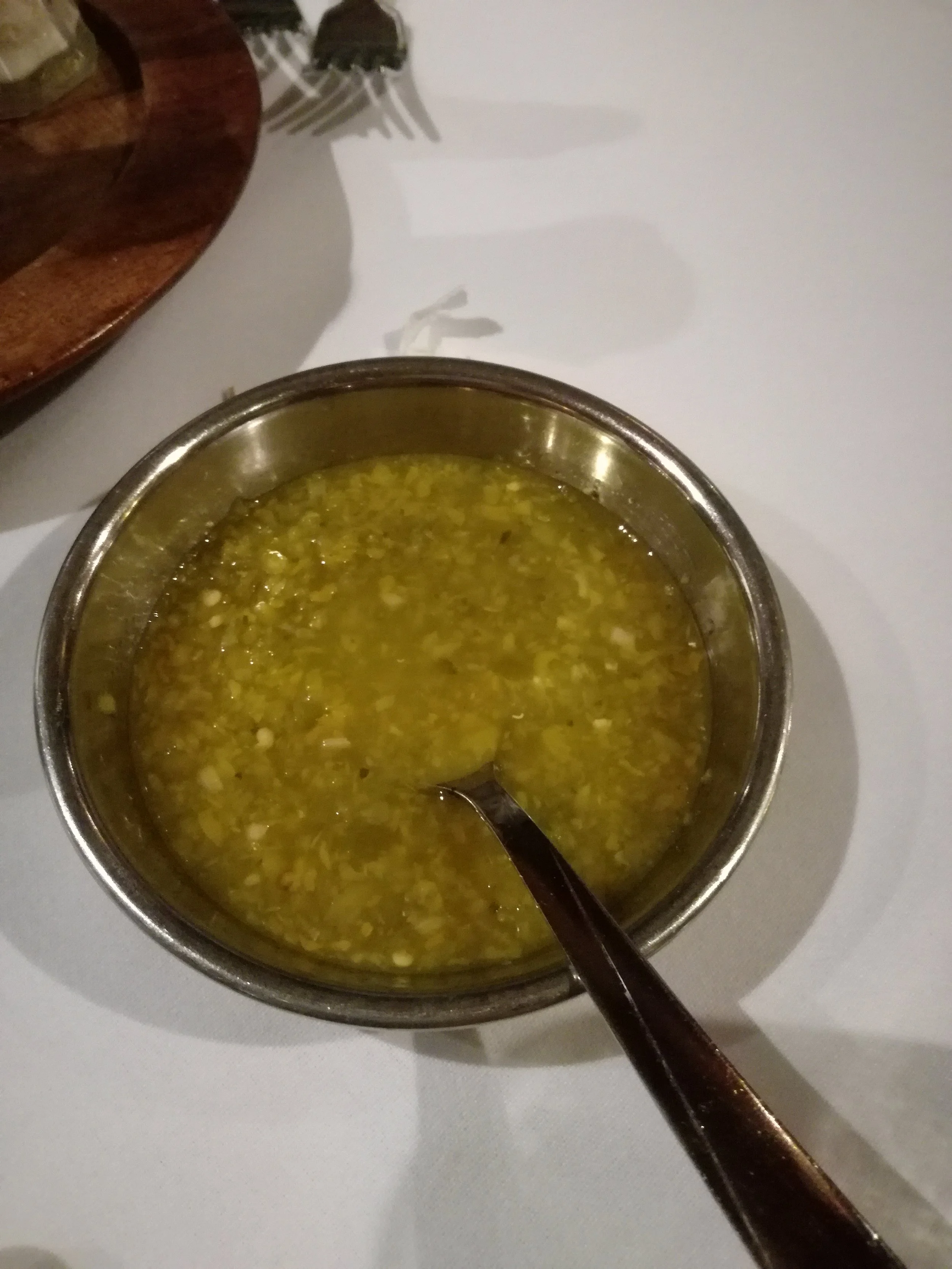 Ze pepper...I get disappointed when restaurants don't have pepper sauce that looks like this.. :)