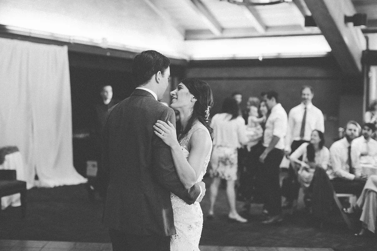 StanfordFacultyClubWedding_FirstDance_SonyaYruel.jpg