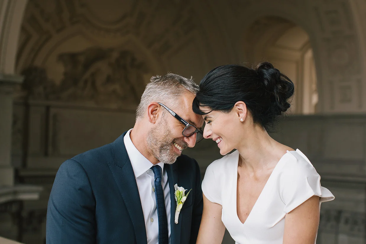 Bride_Groom_SanFranciscoCityHall_FourthFloor.jpg