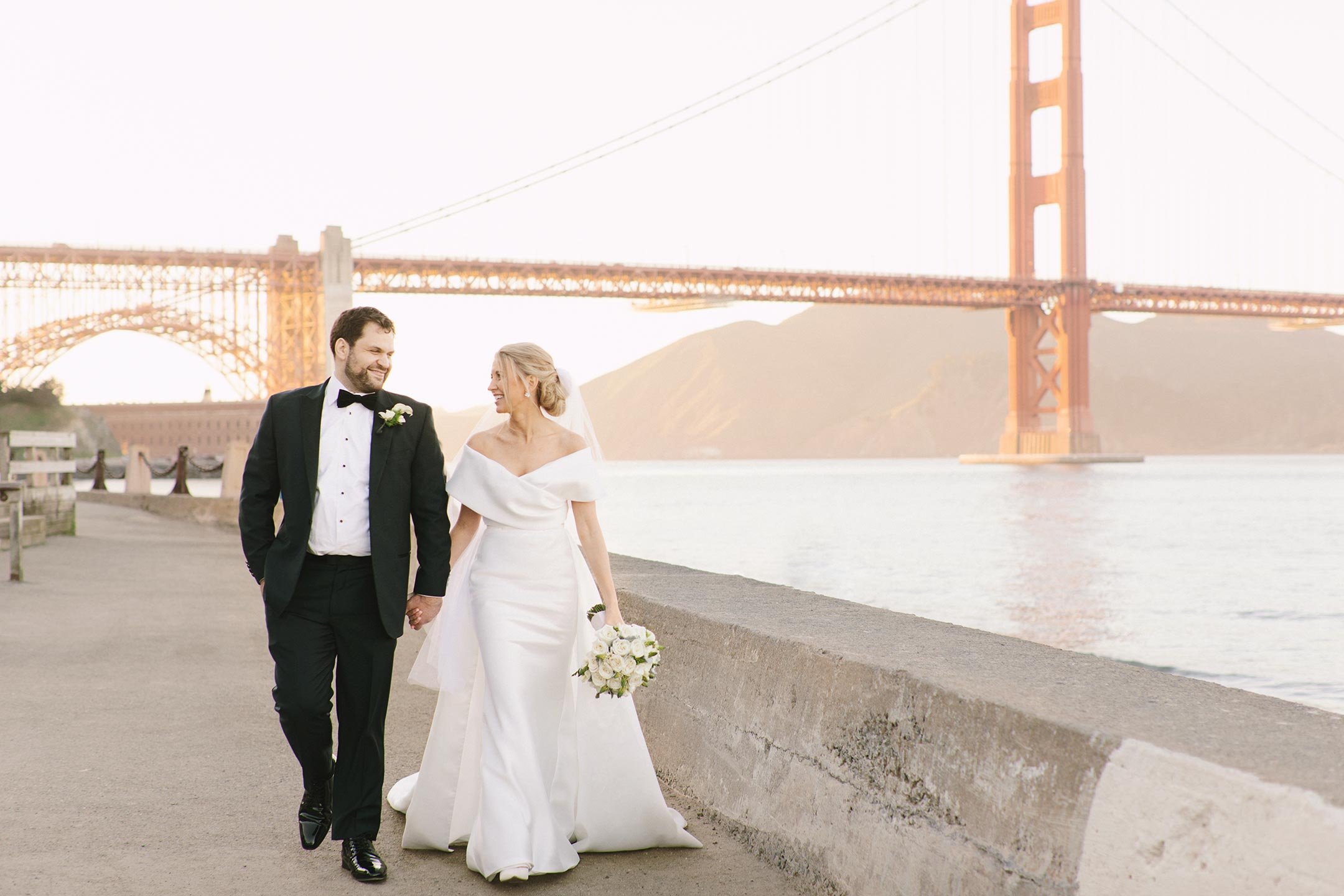 02_GoldenGateBridge-SanFrancisco-Wedding-FortPoint-SonyaYruel.jpg