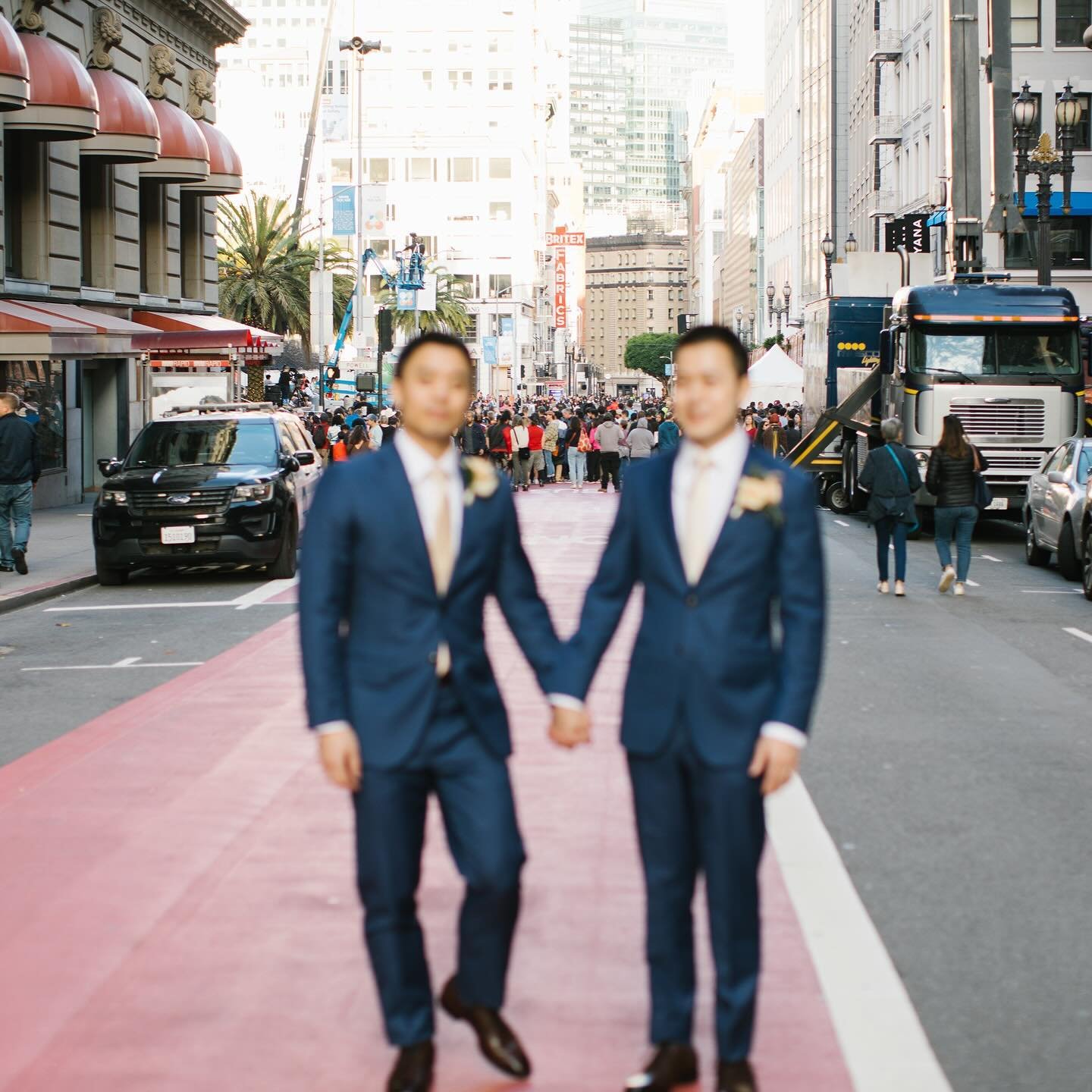 A closure on one of SF&rsquo;s busiest downtown streets gave us a film set feel in Union Square for our couple&rsquo;s wedding day, set amid the fanfare of the Chinese New Year parade. Later guests were treated to amazing views of a fireworks show fr