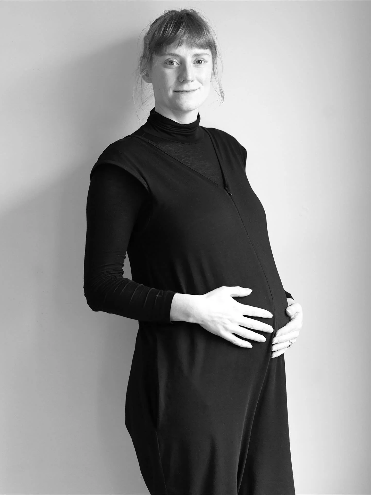 October spent painting with my baby (6 months preg) at the vermont studio center residency - what a tremendous gift!!

first photo by @corinneplanche1 💗thank you for making me feel so beautiful!

lots of work in progress - oil paintings on paper

la