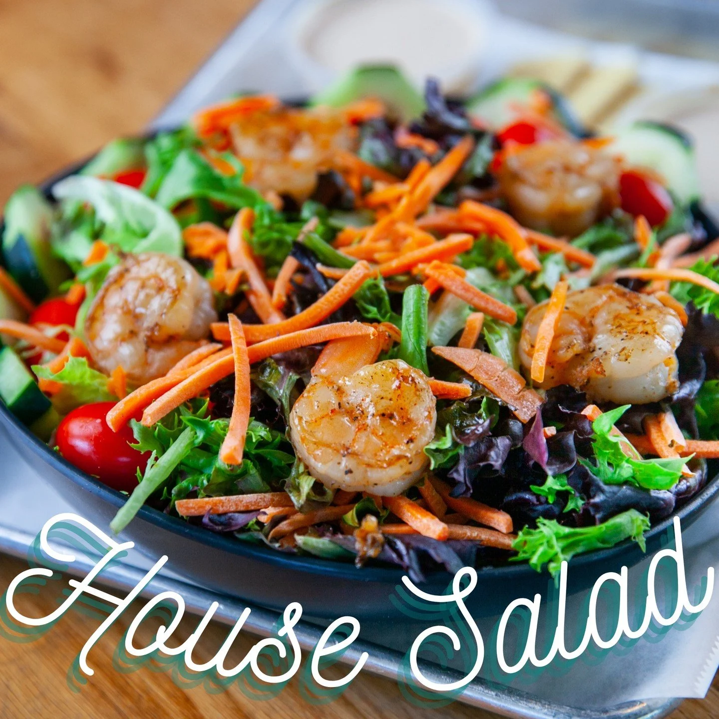 Lunch is served&mdash;and it's leafy.
House Salad with Flora-grown greens, plus any dressing your heart desires. (Hot tip: add lamb or shrimp for serious flavor!)

📍 237 W Government St, Brandon, MS
🌐 www.pizzashackpizza.com