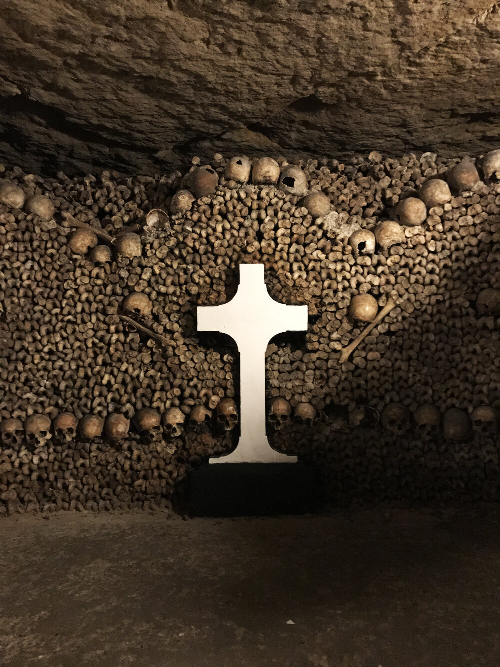 CATACOMBS_02.jpg