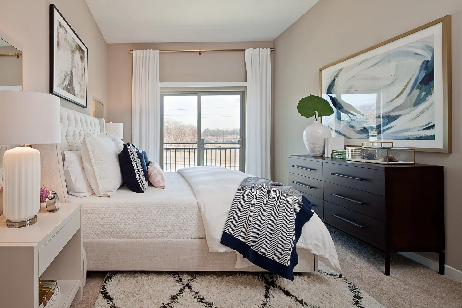 757NPattersonApt_1828v1.jpg