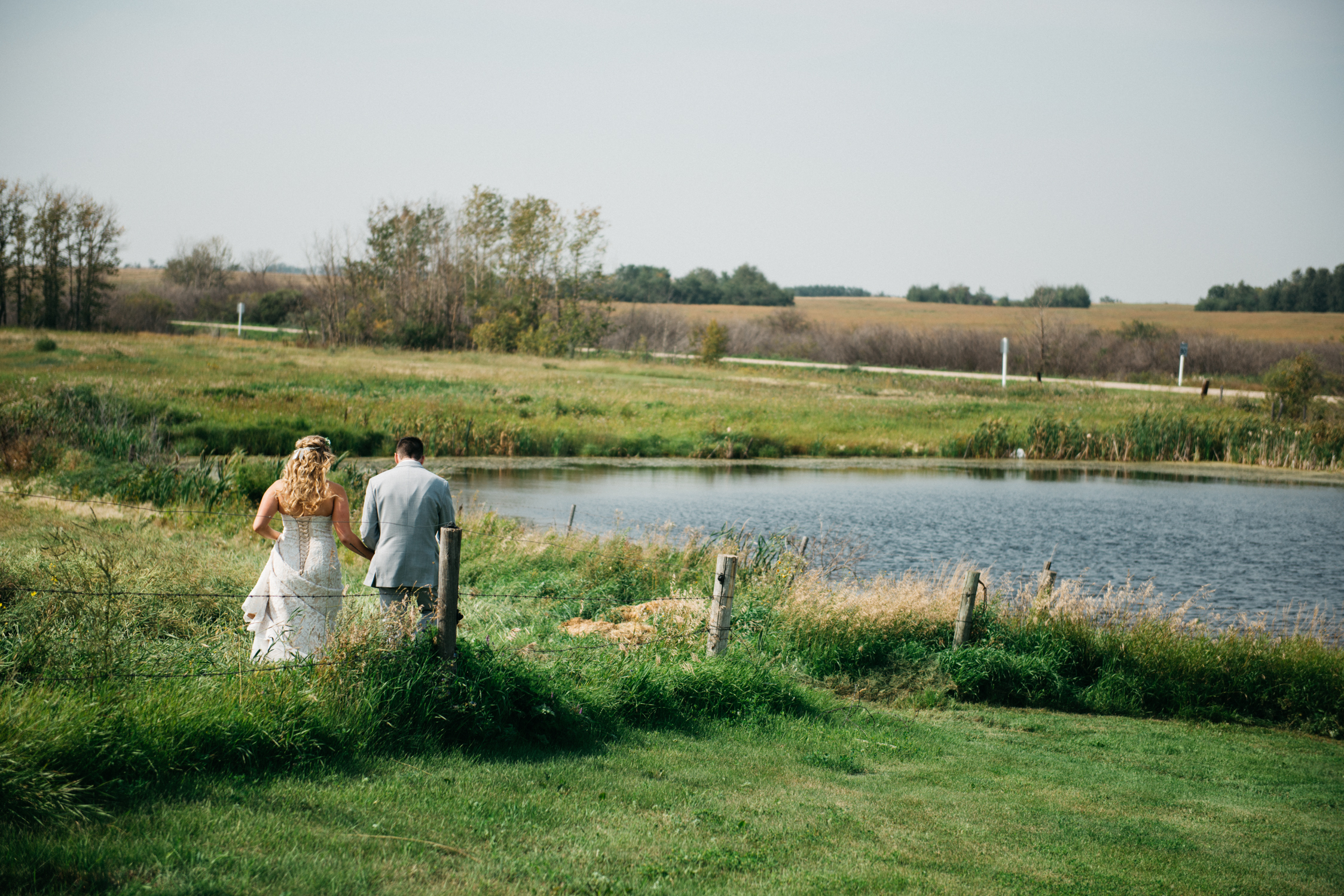 019_saskatoon_saskatchewan_small_town_wedding.jpg