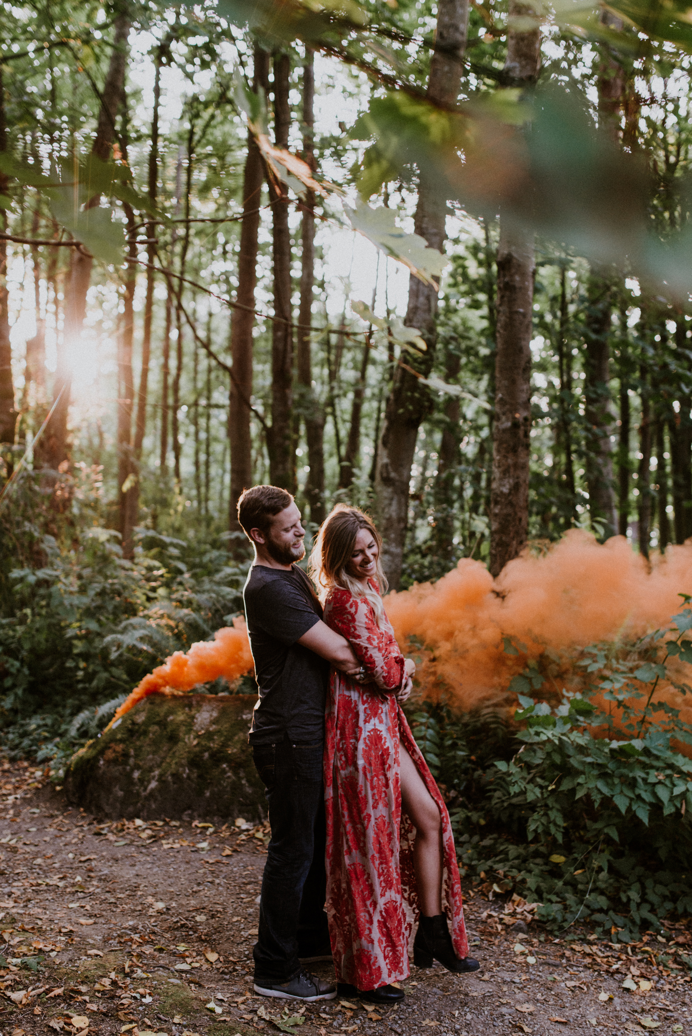 018_StacieCarrPhotography_vancouver-elopement-photographer-adventurous-engagement-smoke-bomb-beach.jpg