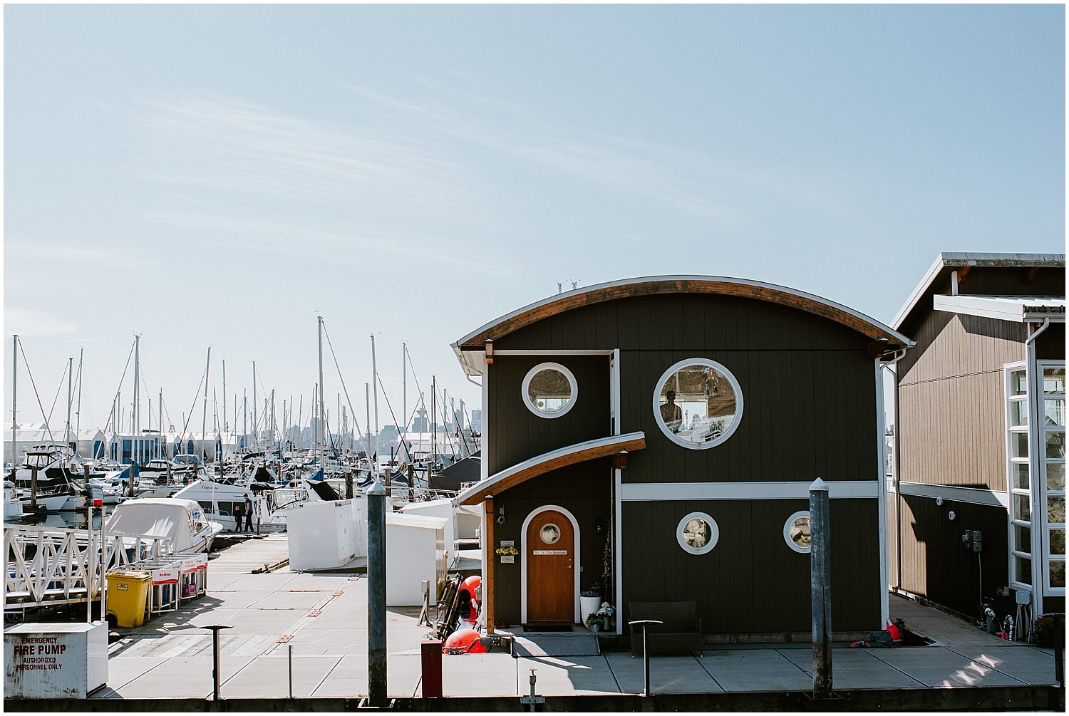 boat house wedding north vancouver getting ready photography by stacie carr photography