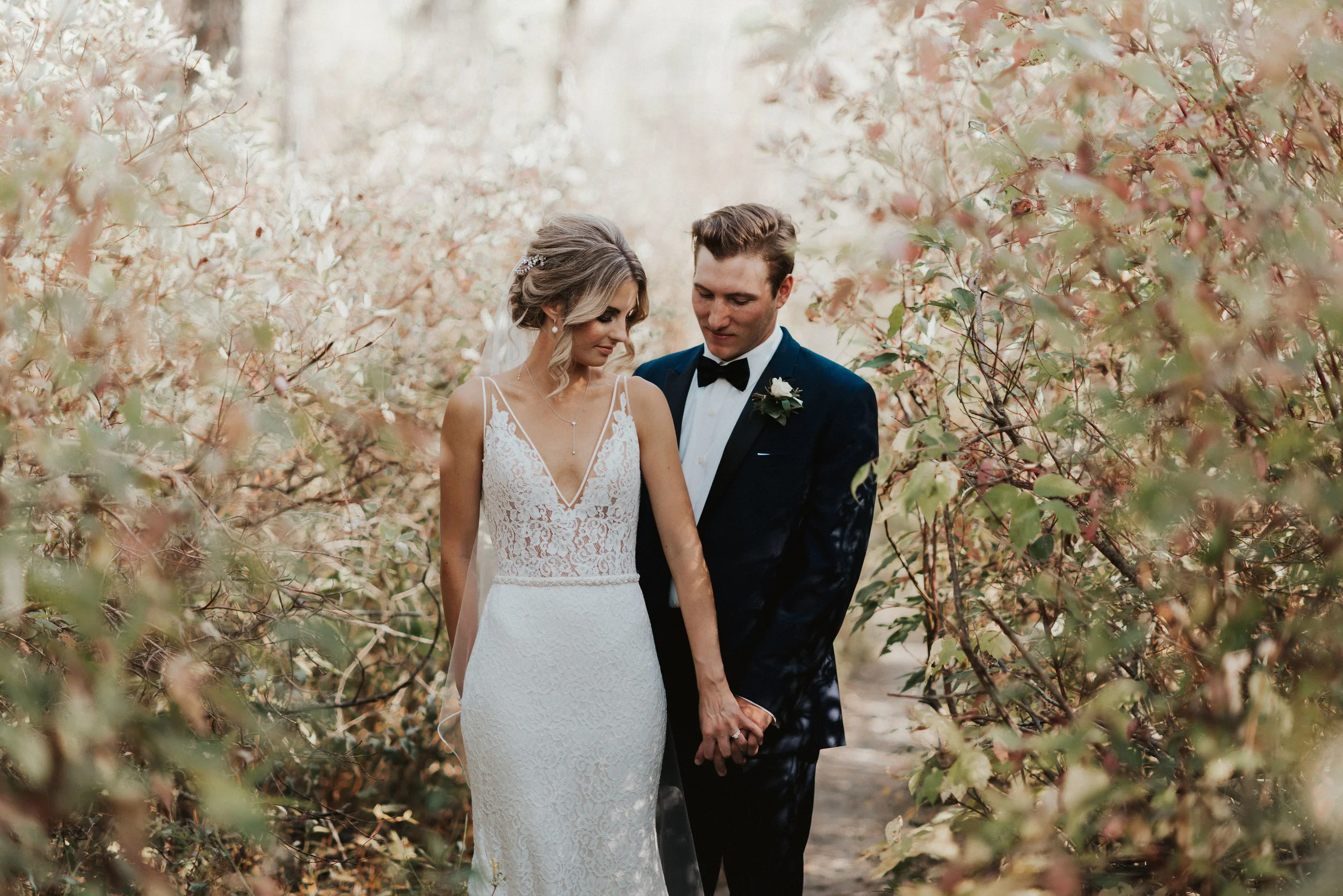 September Prairie Wedding // Jordan + Lizz