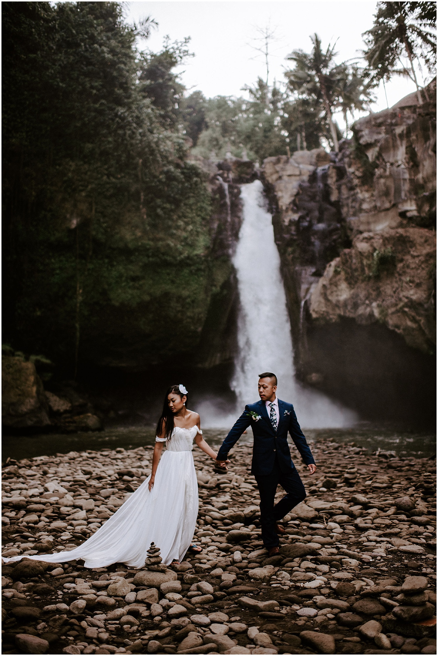 canadian wedding in ubud bali at tegenungan waterfall for elopement photos