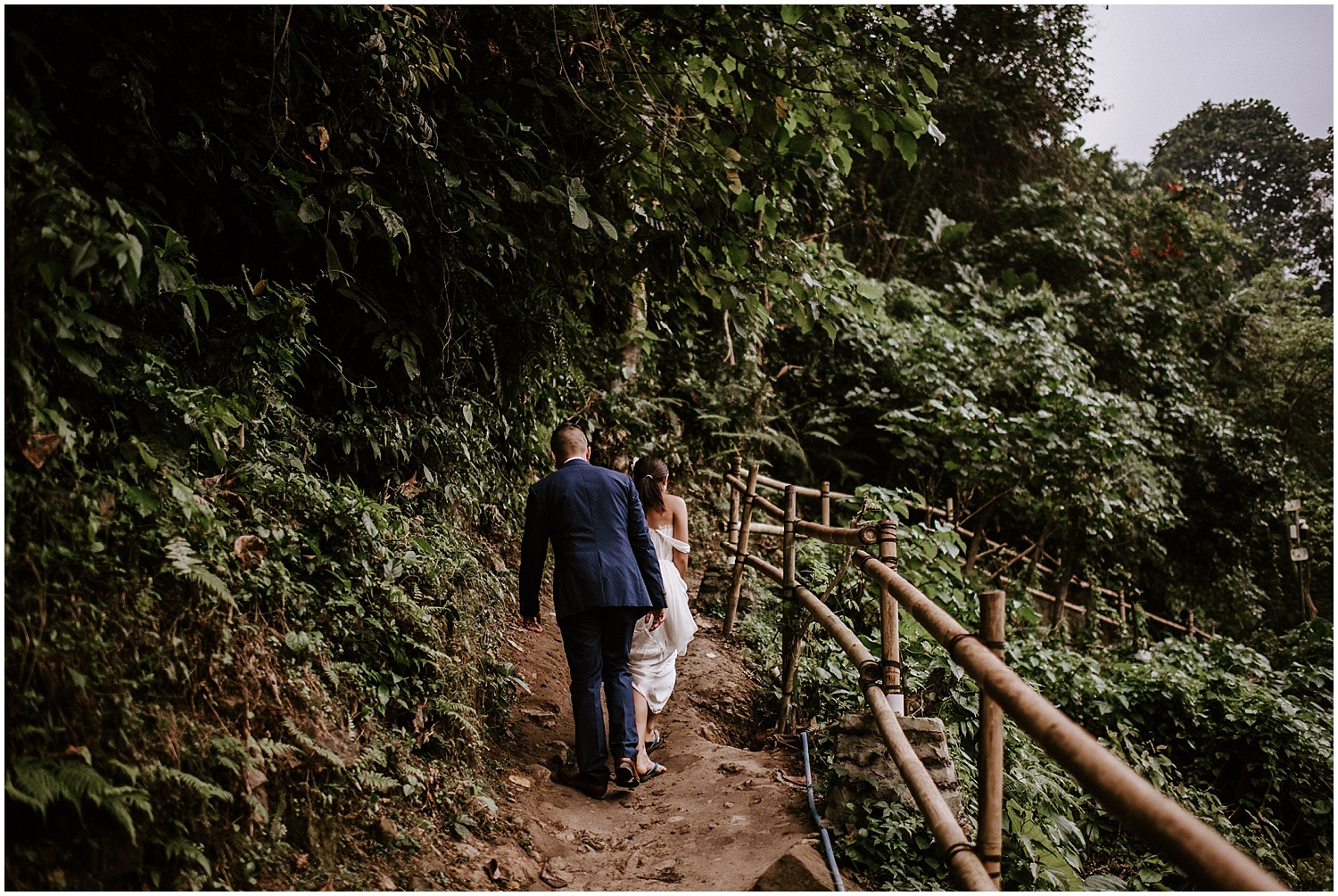 ubud_bali_canadian_couple_desination_wedding_Udaya_Resort_Spa_0177.jpg