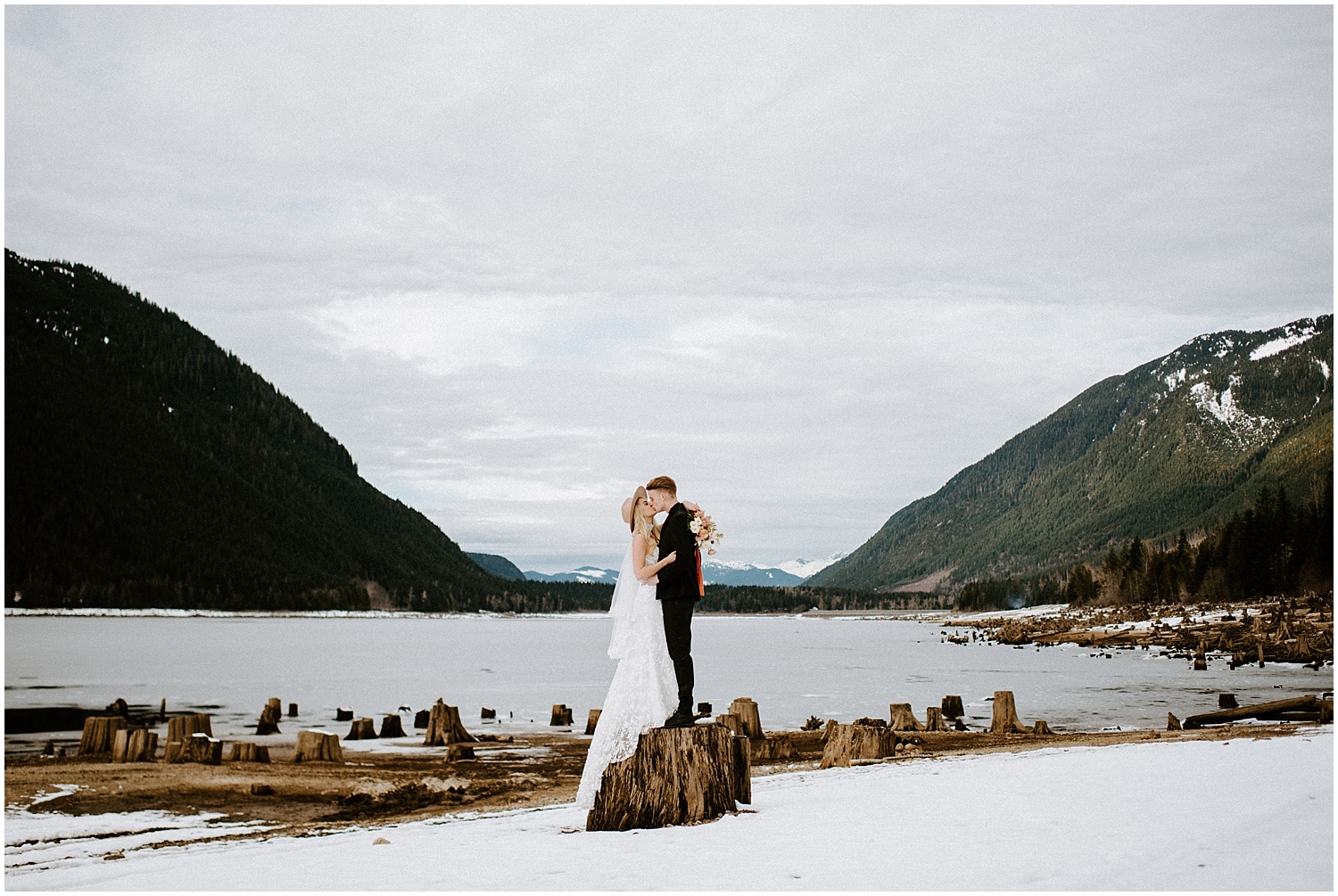 Jones_Lake_wedding_winter_elopement_vancouver_photographer_0255.jpg