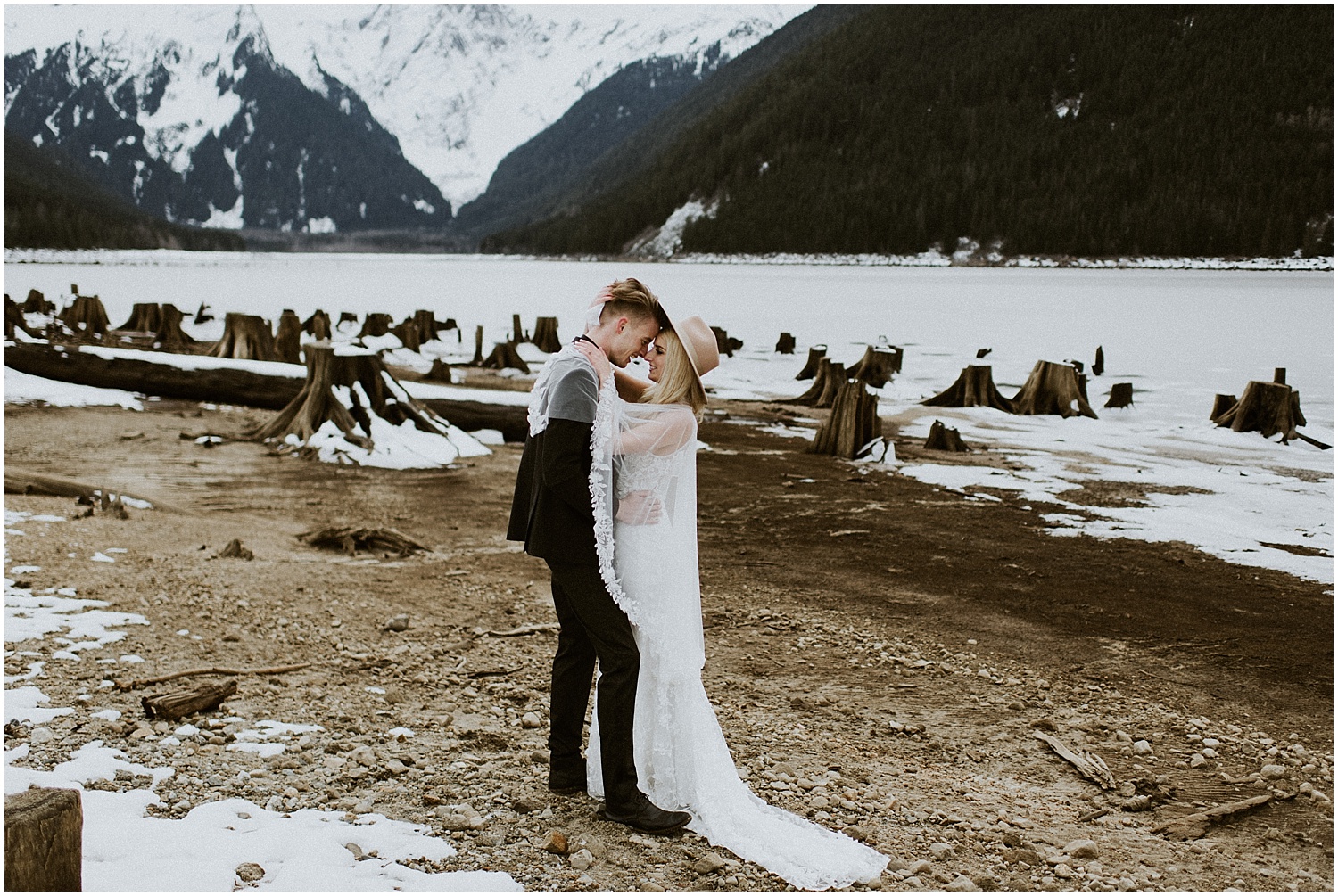 Jones_Lake_wedding_winter_elopement_vancouver_photographer_0266.jpg