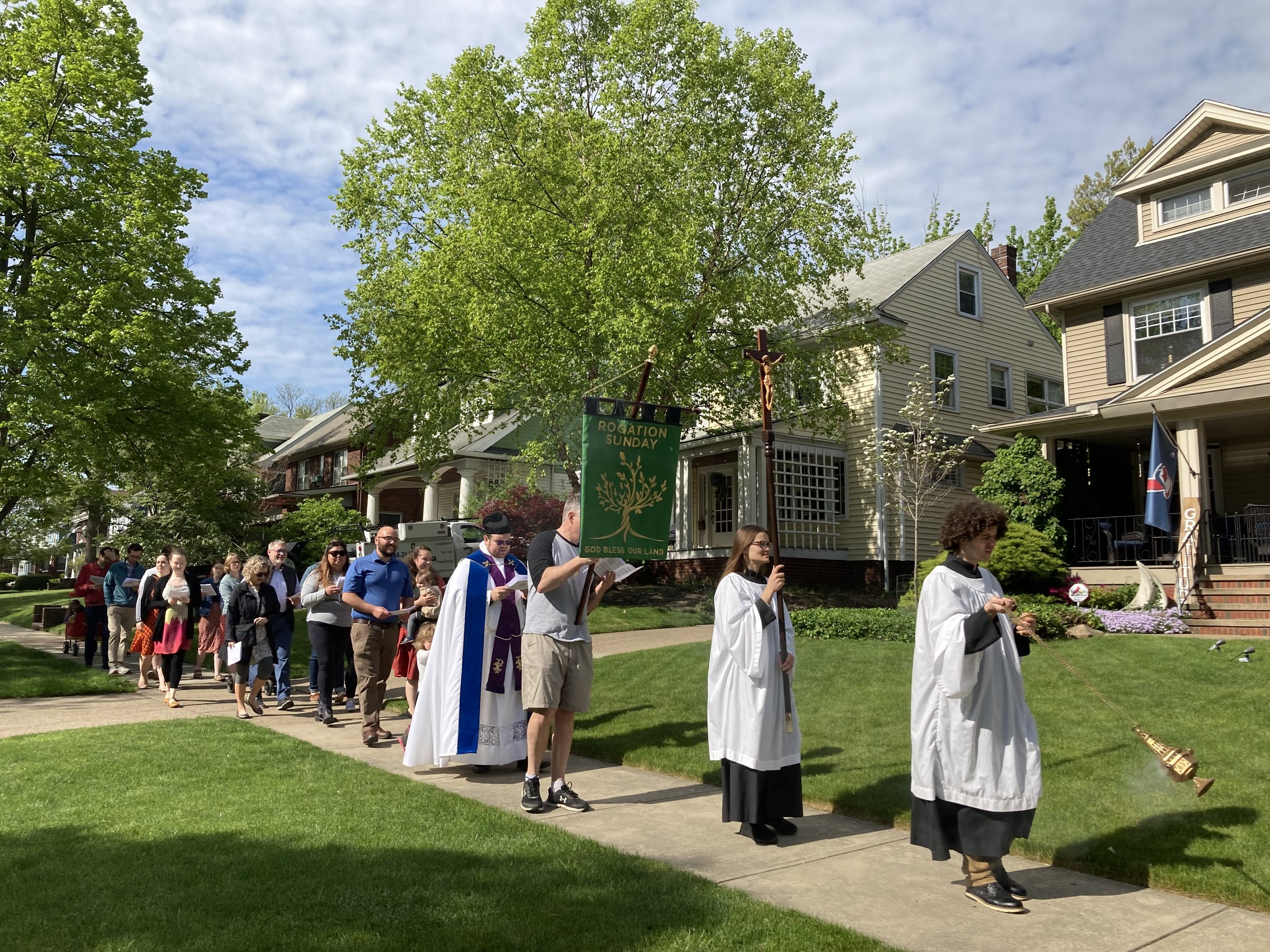 Rogation Processions: Proclaiming Jesus to our Neighbors