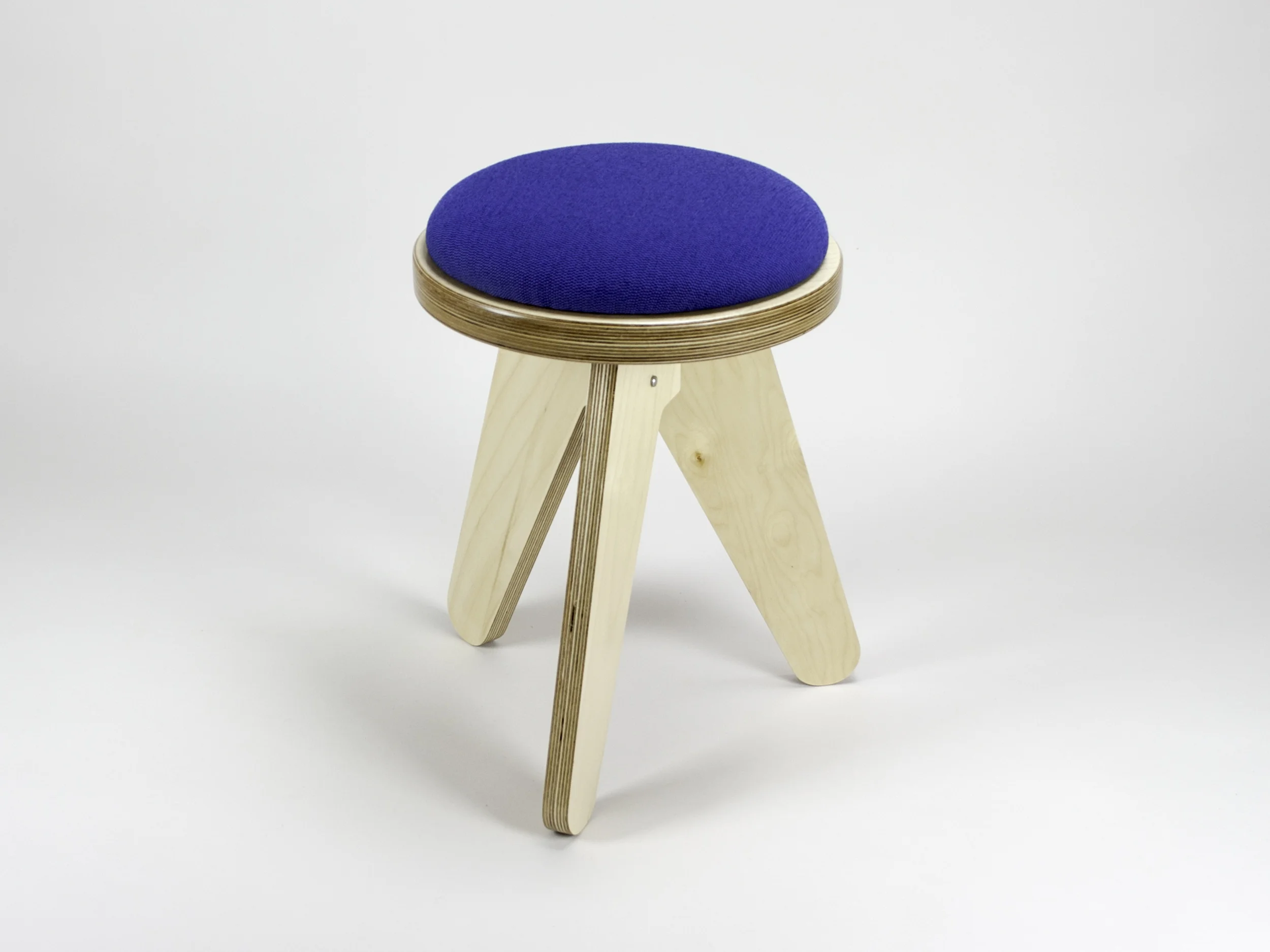 THESYS_Product_BOHDII Cushion_02_Lo Res.jpg