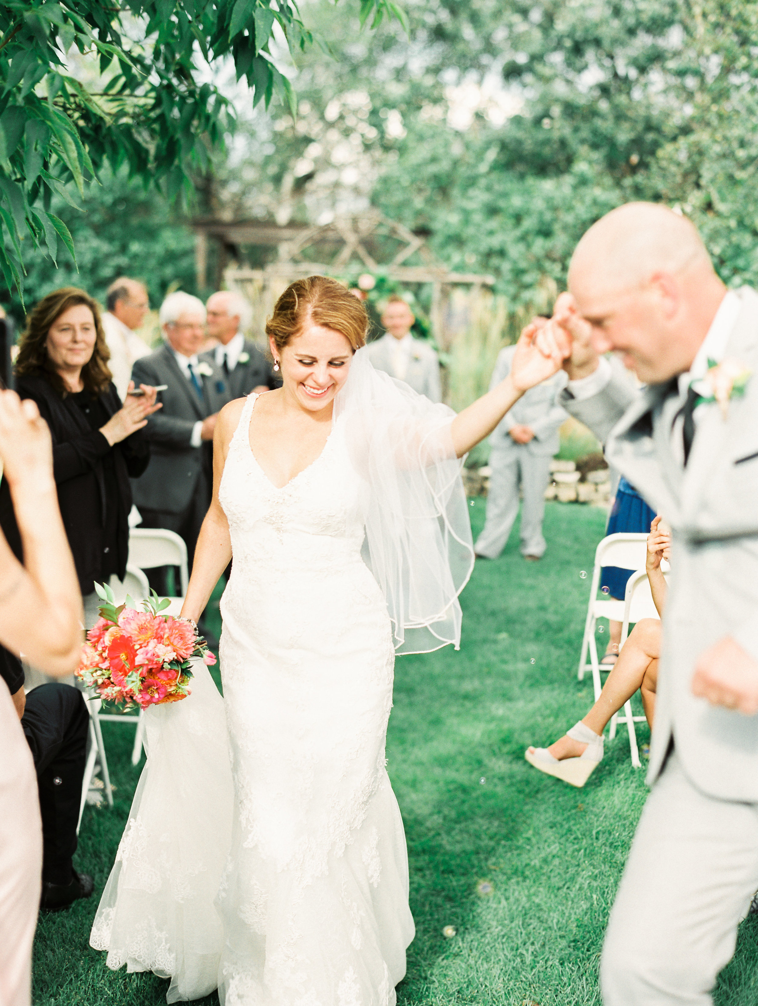 wedding flowers winnipeg - stone house creative