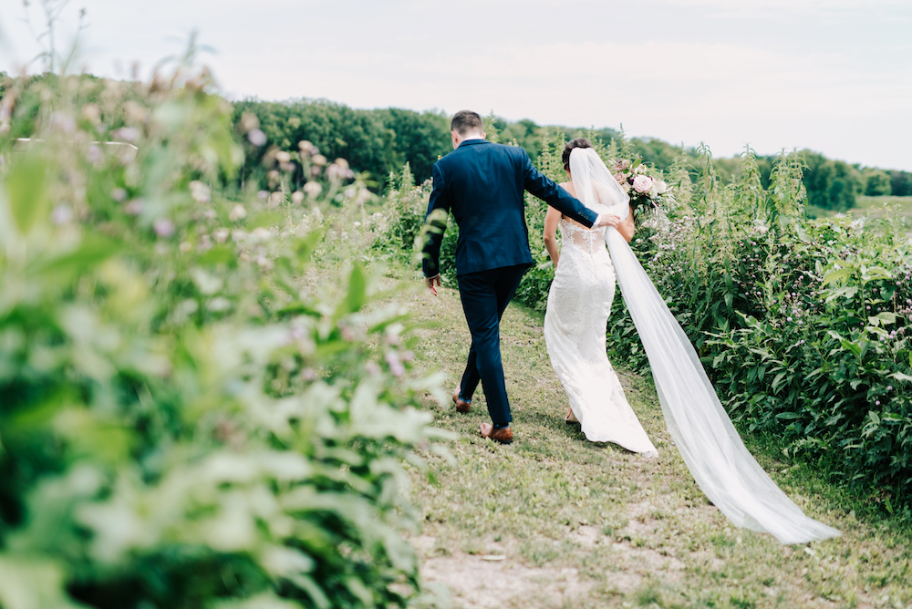 Romantic Winnipeg Wedding - Stone House Creative