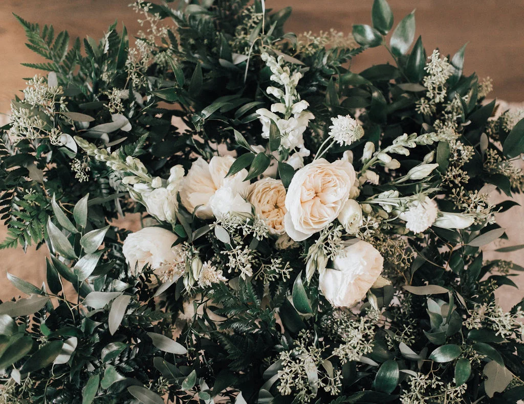 Modern White and Green Wedding - Weddings at Cielo's Garden