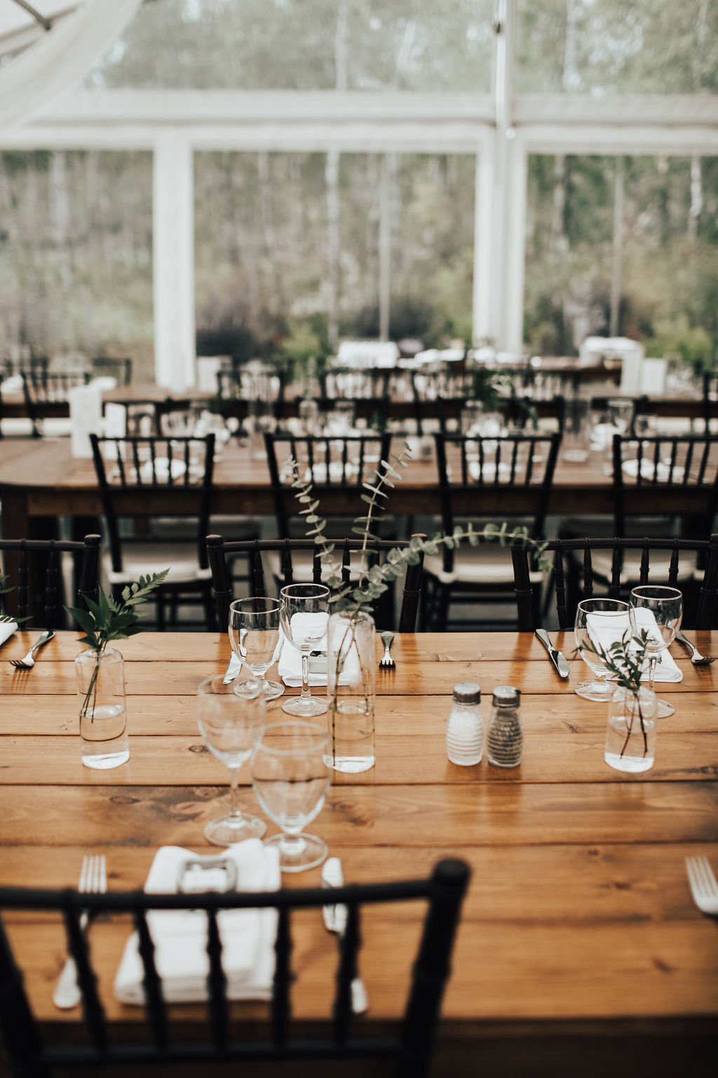 Modern Weddings in Winnipeg - Winnipeg's Top WEdding Florist