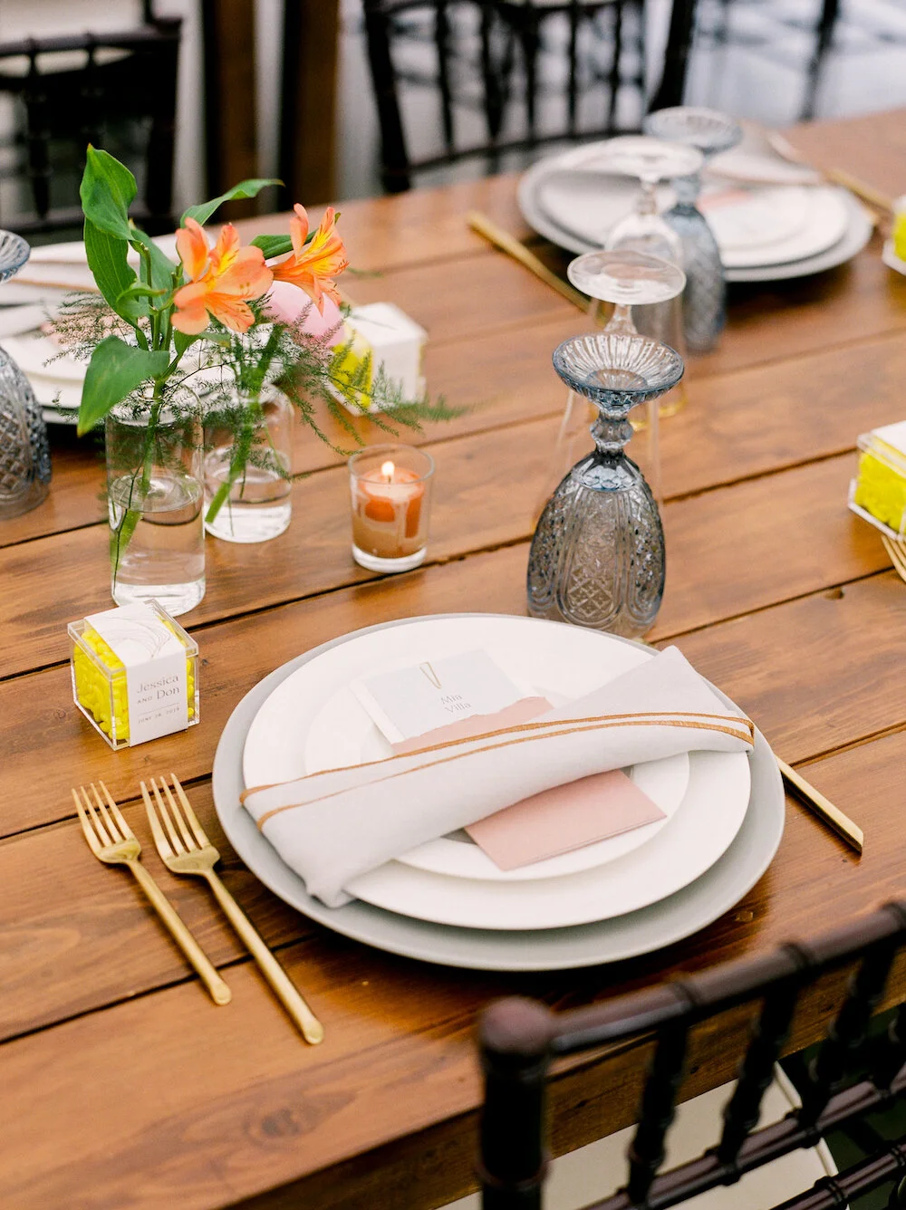 How to Design a Gorgeous Wedding Place Setting - Stone House Creative