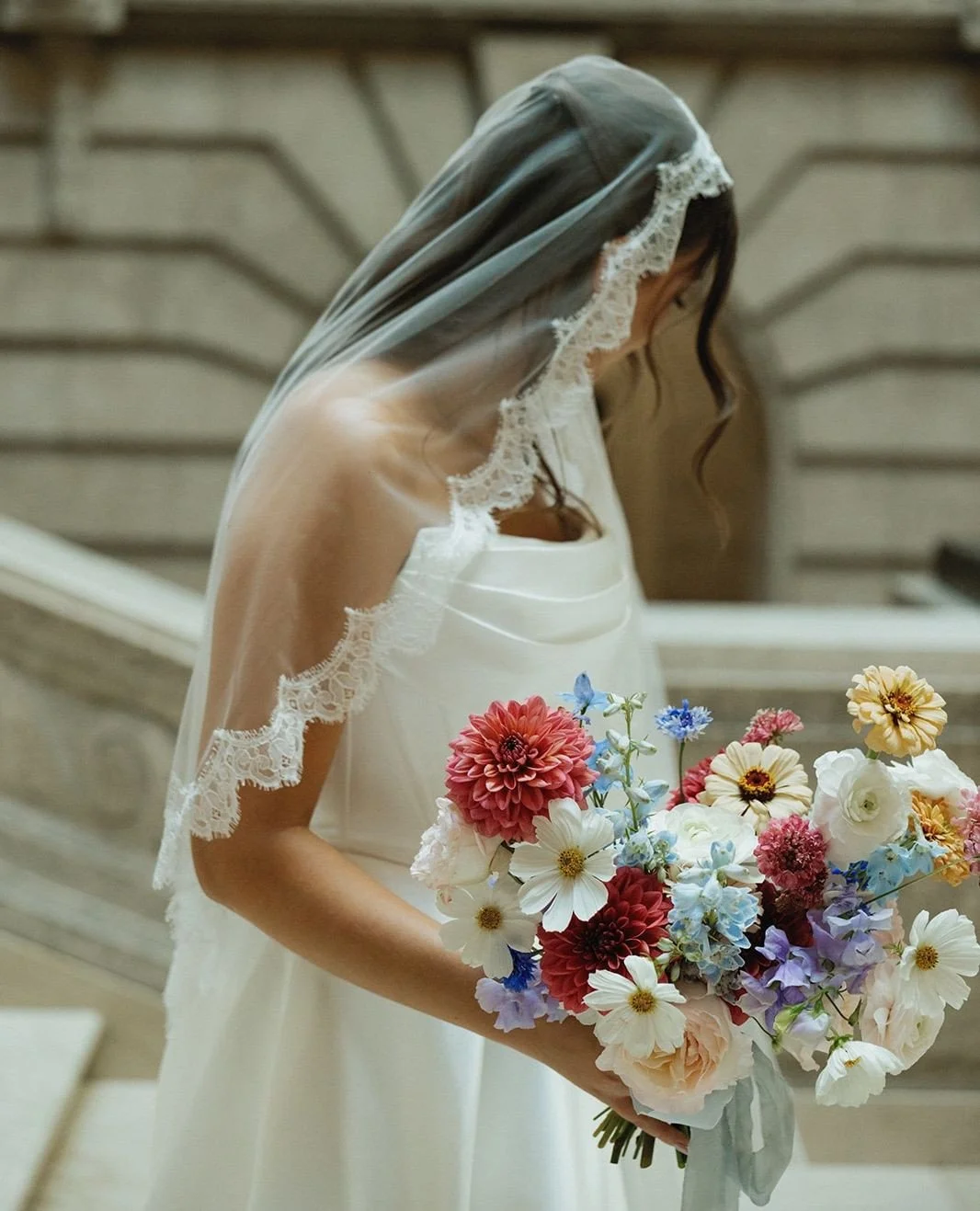 When my business turned 10 in 2024, I hosted 2 giveaways to celebrate. Nicole was one of my winners ✨ ⁠
⁠
I wanted to support local businesses and I also wanted those prizes to be something super applicable to my clients and a way to make their weddi