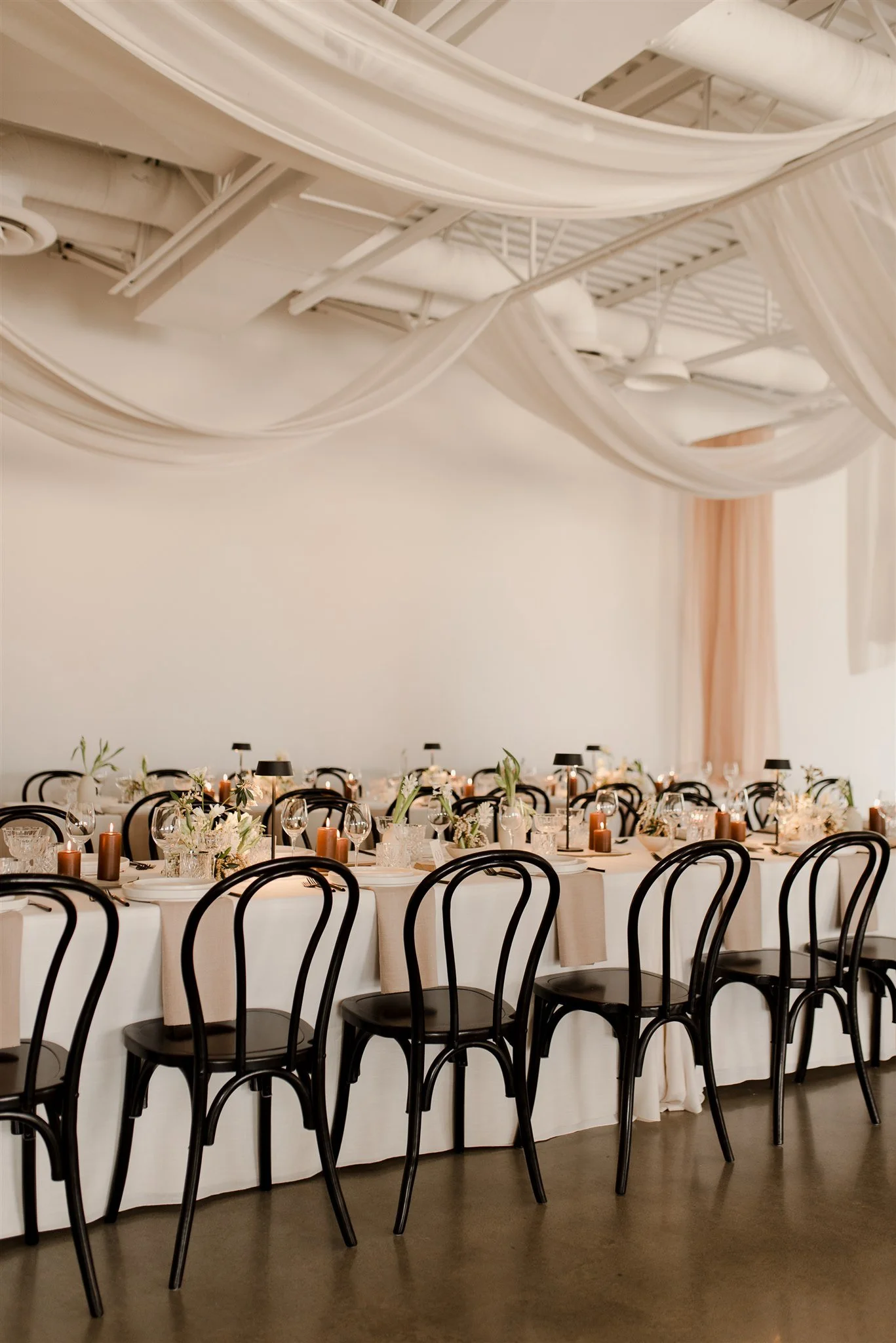 How Much Do Wedding Flowers Cost? Warm Neutral Wedding Reception at Novella