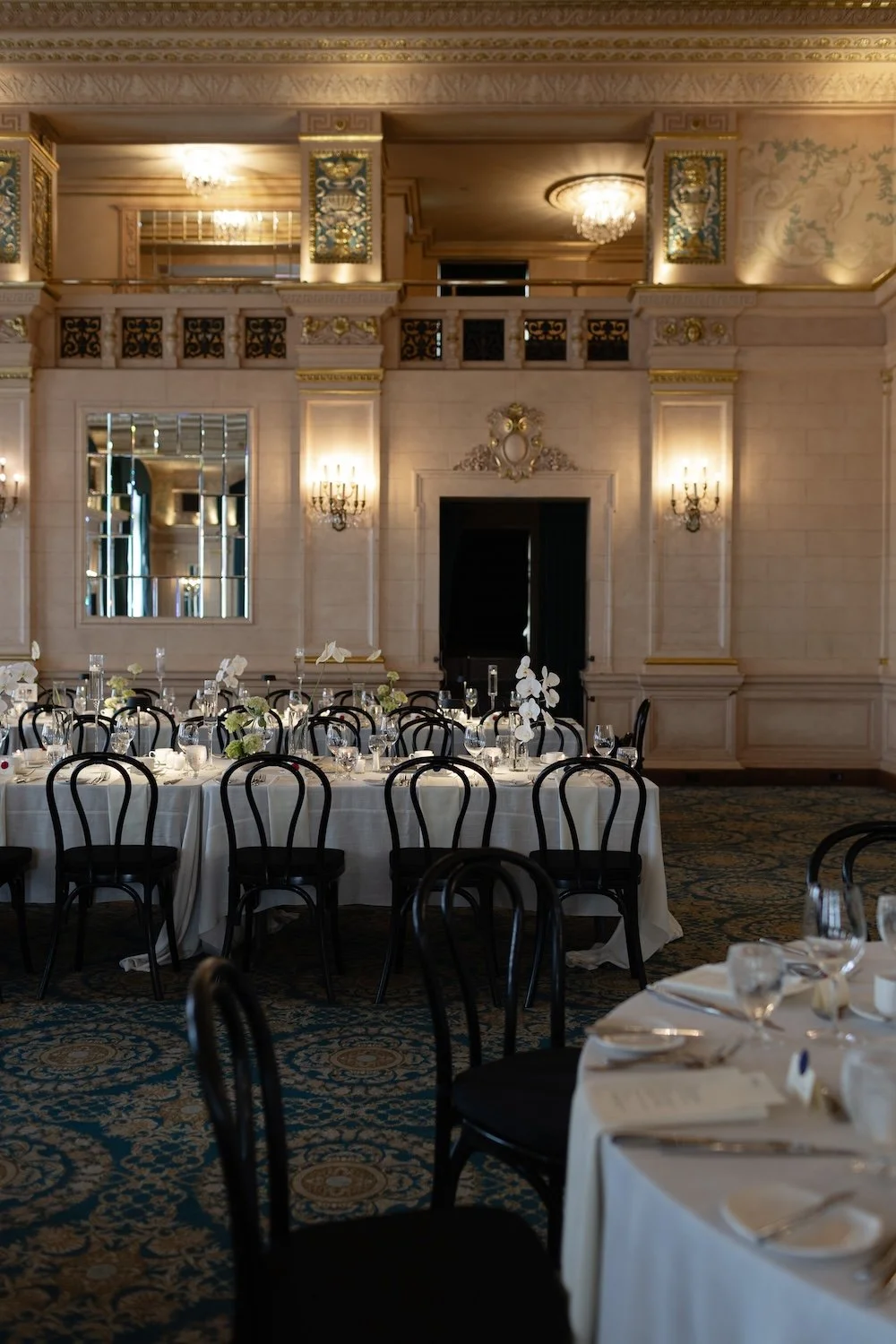 Chic Winnipeg Wedding Reception Flowers at the Fort Garry Hotel
