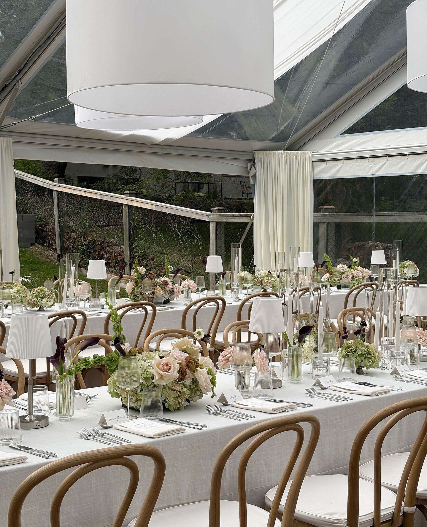 Julia and Max's backyard wedding last month was one of my favourites of the year. An intimate guest list, a really delicious colour palette that felt neutral but not remotely plain or basic, and some really fun floral moments, including a pair of joy