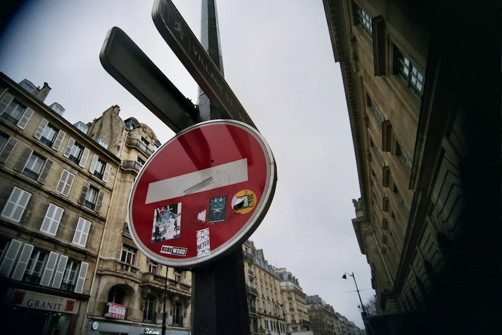 paris_sign.jpg